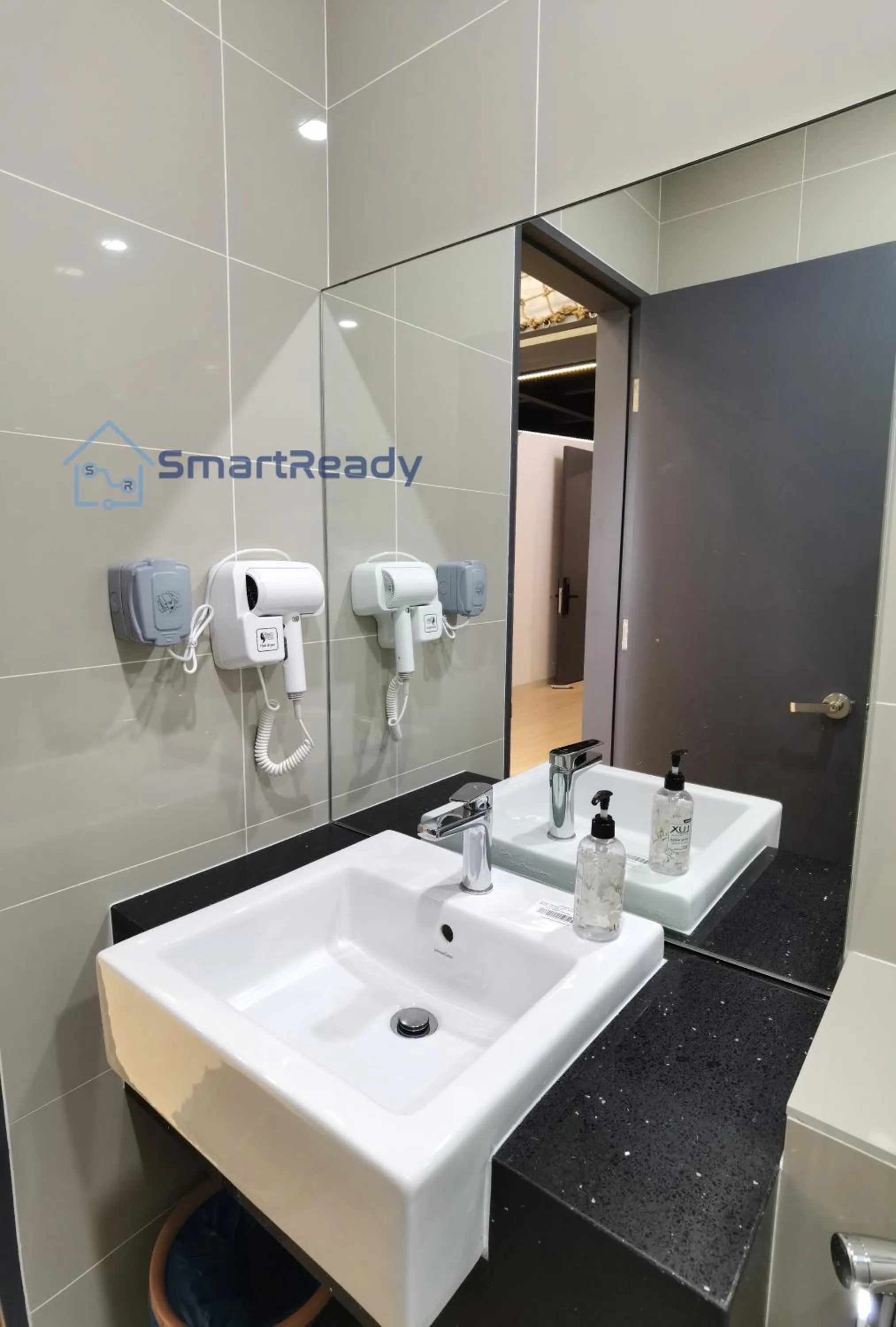 Toilet in Sunway GRID by SR Home