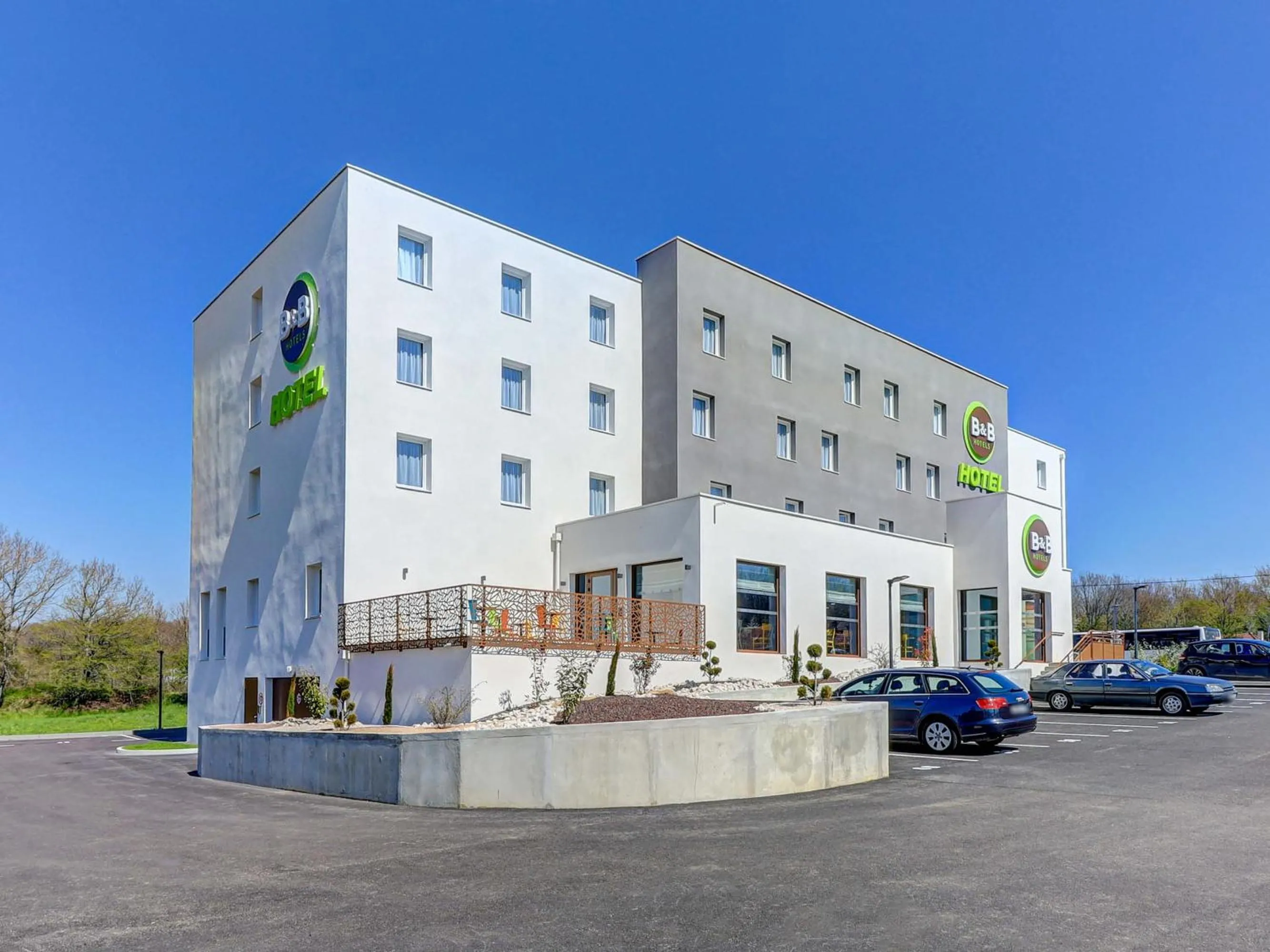 Property building in B&B HOTEL Le Creusot Montchanin