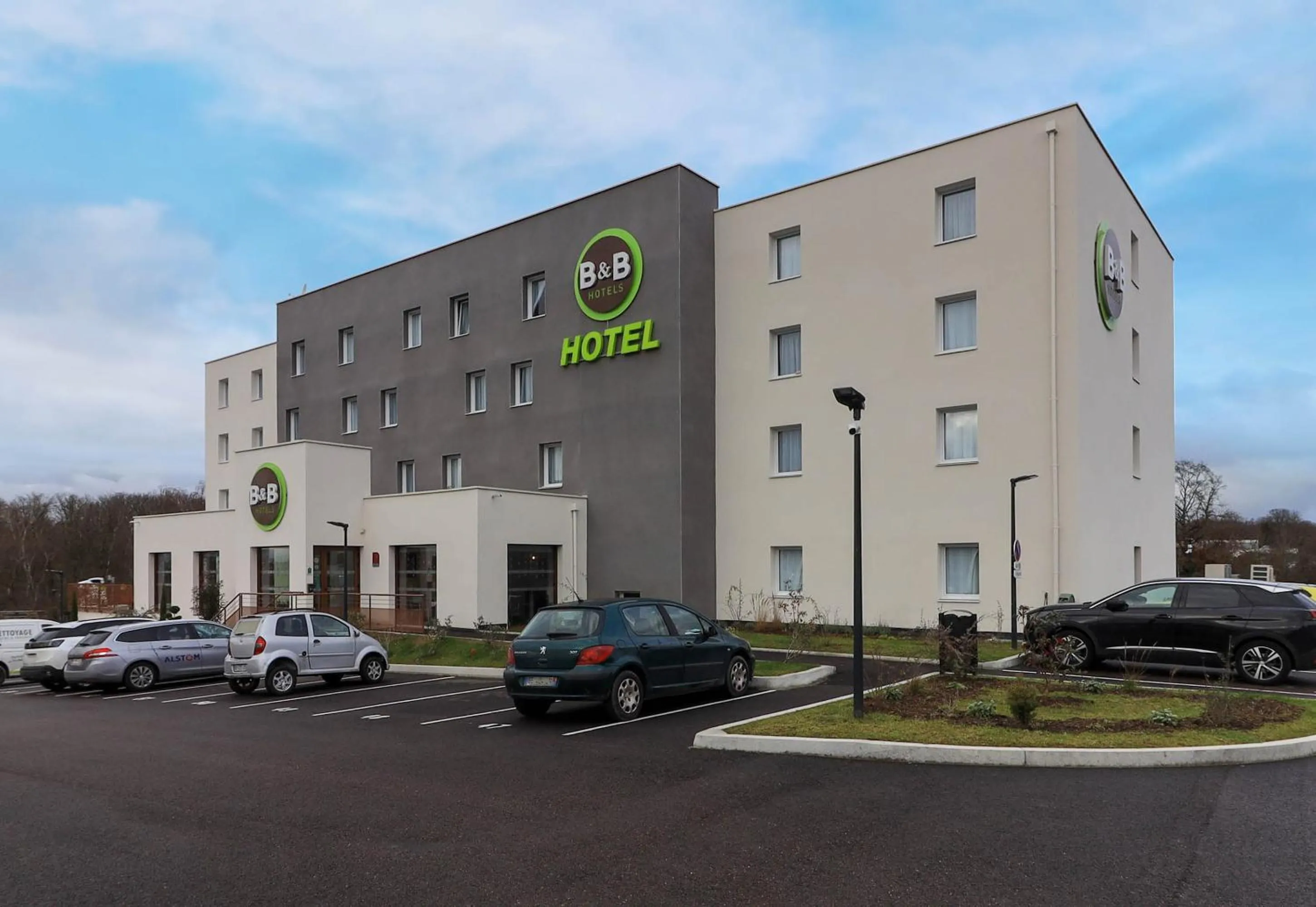 Property building in B&B HOTEL Le Creusot Montchanin