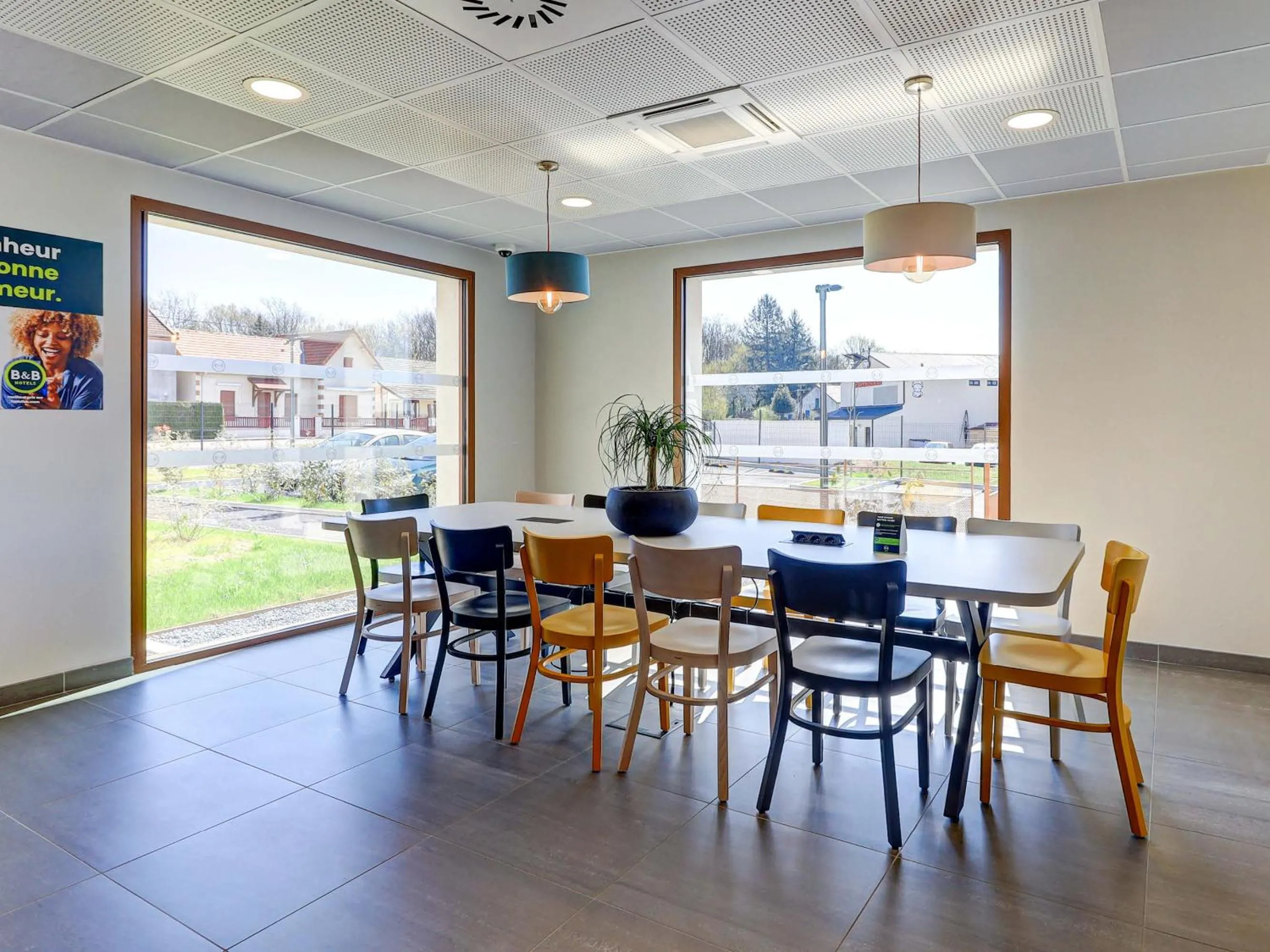 Breakfast in B&B HOTEL Le Creusot Montchanin