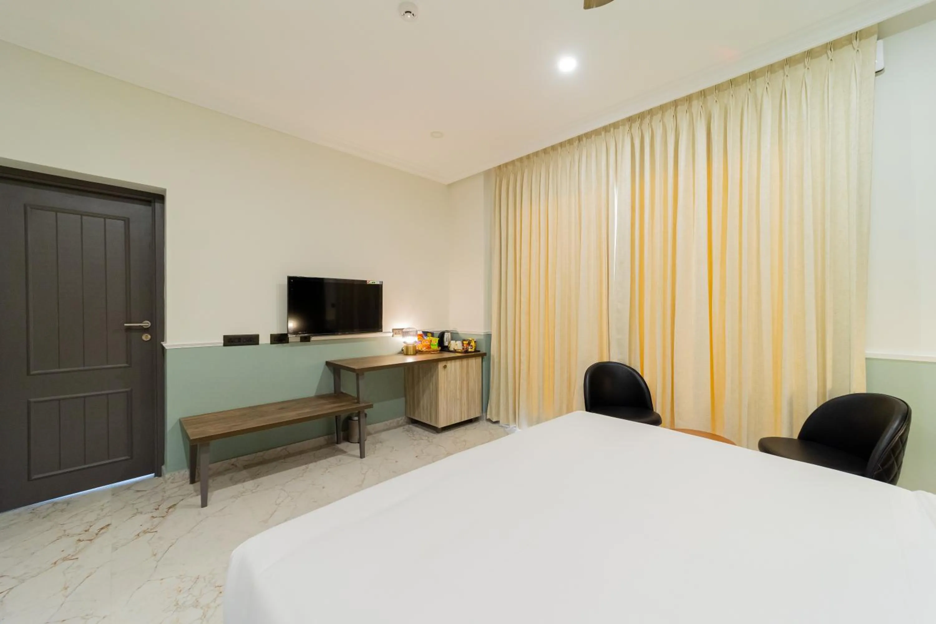 TV and multimedia, Bed in De Fleur Hotel