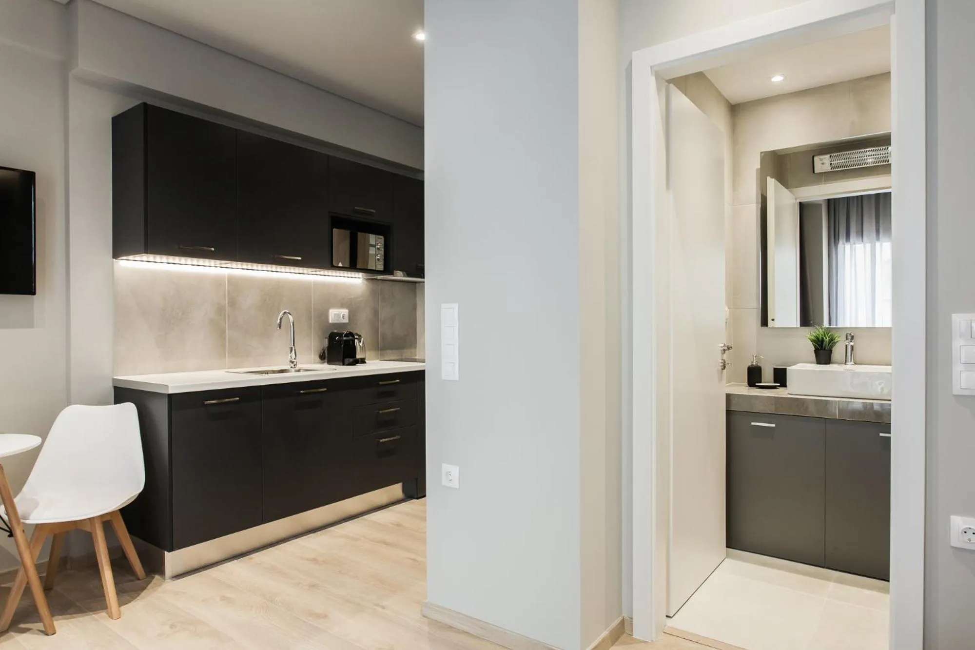 Kitchen or kitchenette in WYZ Piraeus