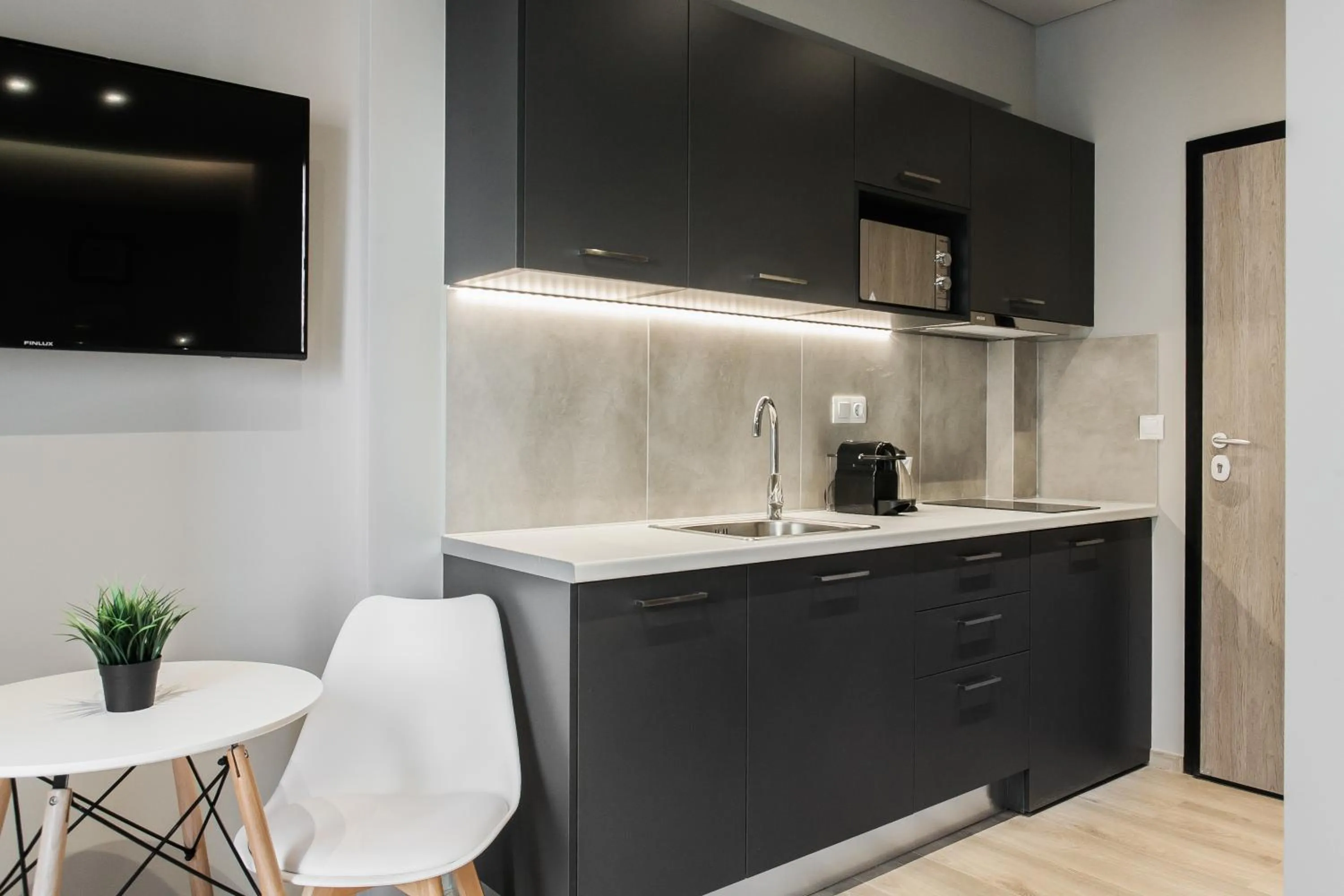 Kitchen or kitchenette in WYZ Piraeus