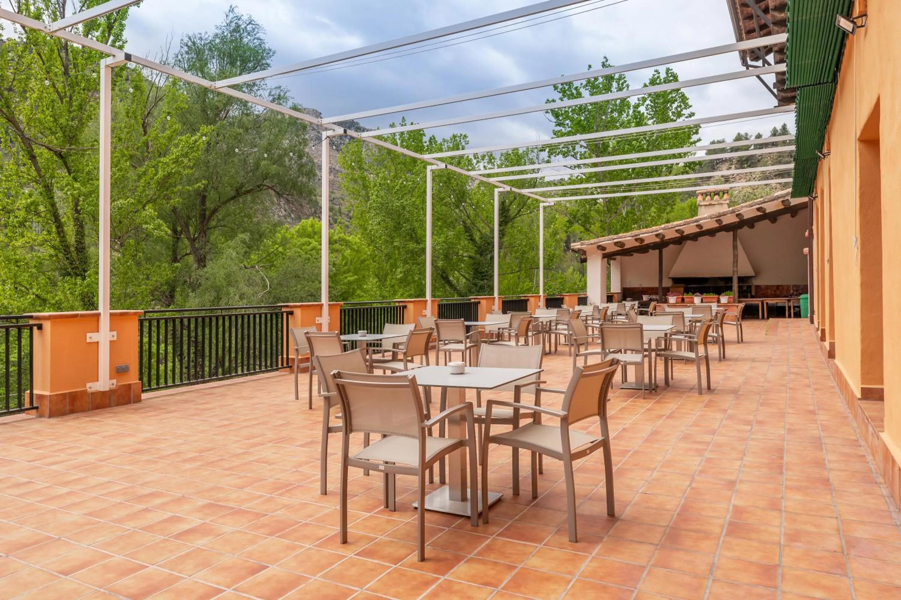 Balcony/Terrace in Hotel de La Trucha