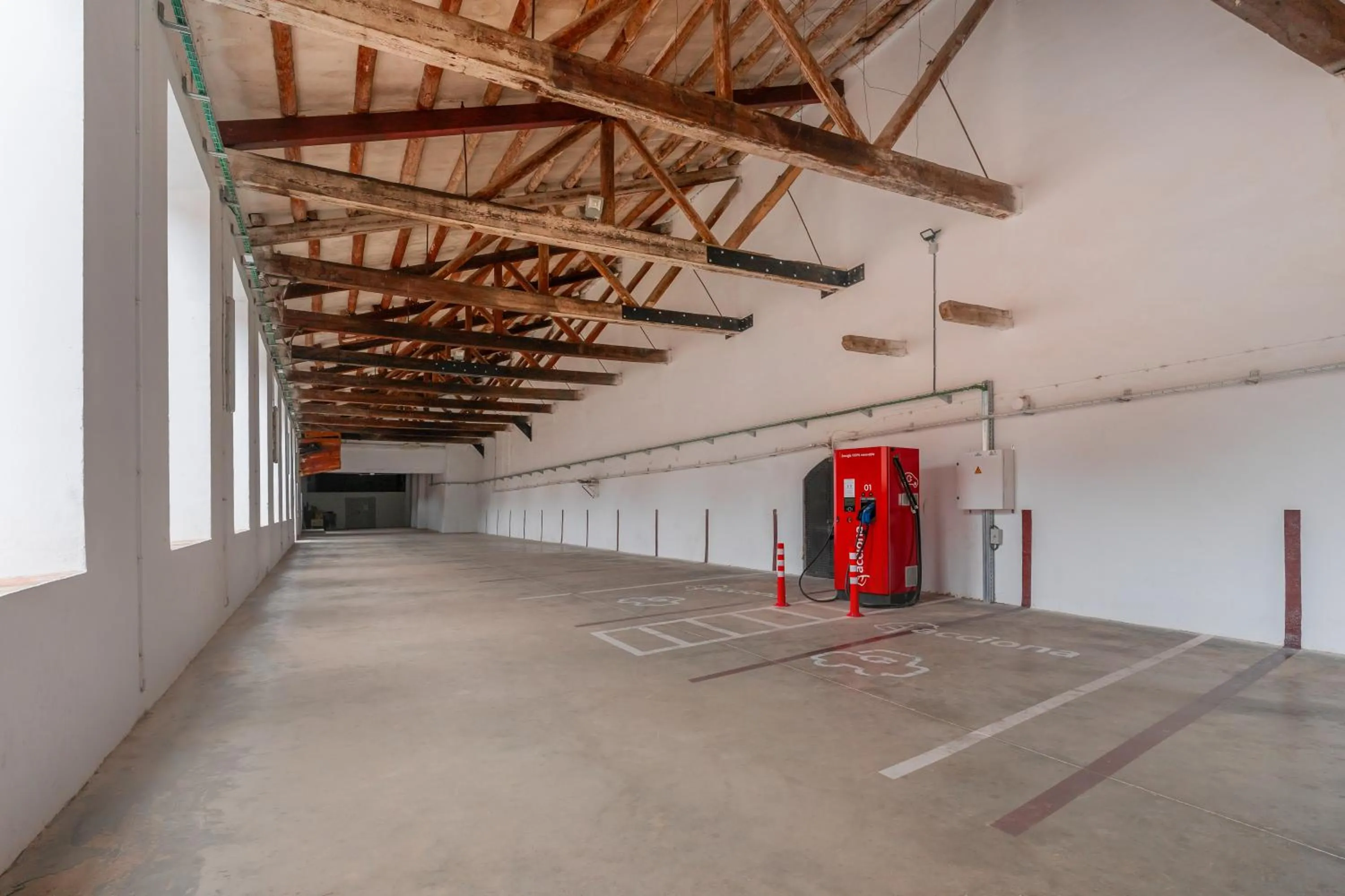 Parking in Hotel de La Trucha