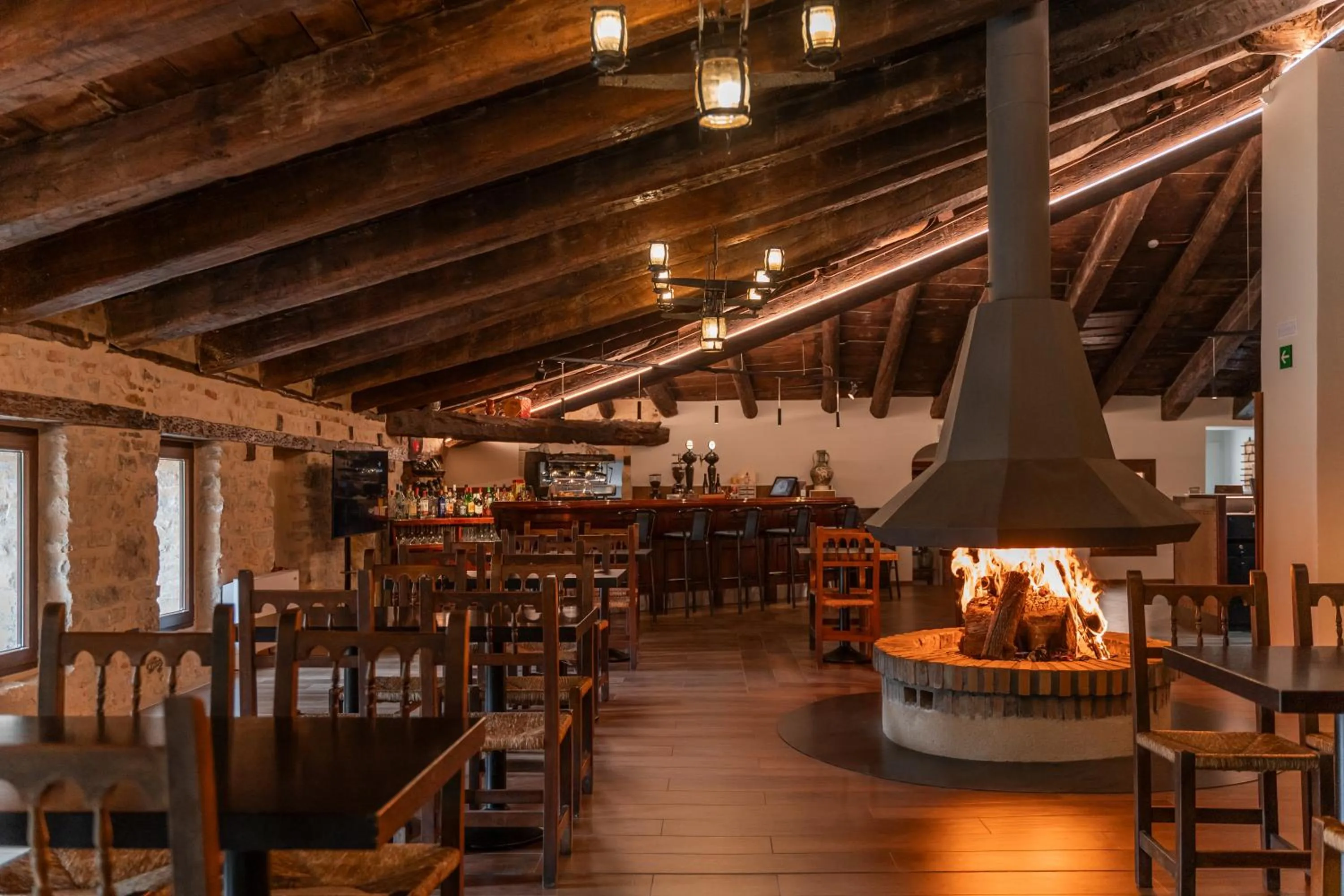 Lounge or bar in Hotel de La Trucha