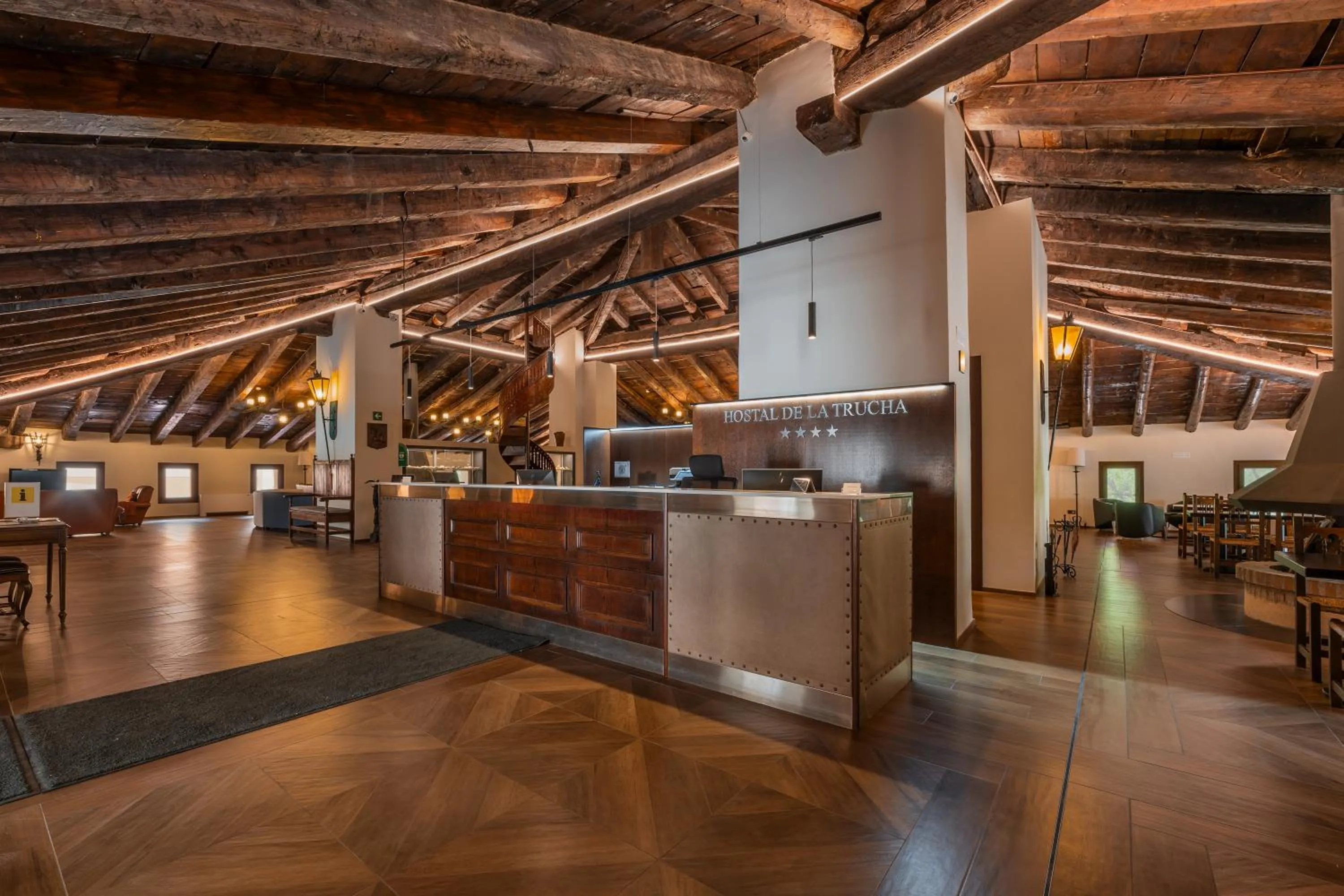 Lobby or reception in Hotel de La Trucha