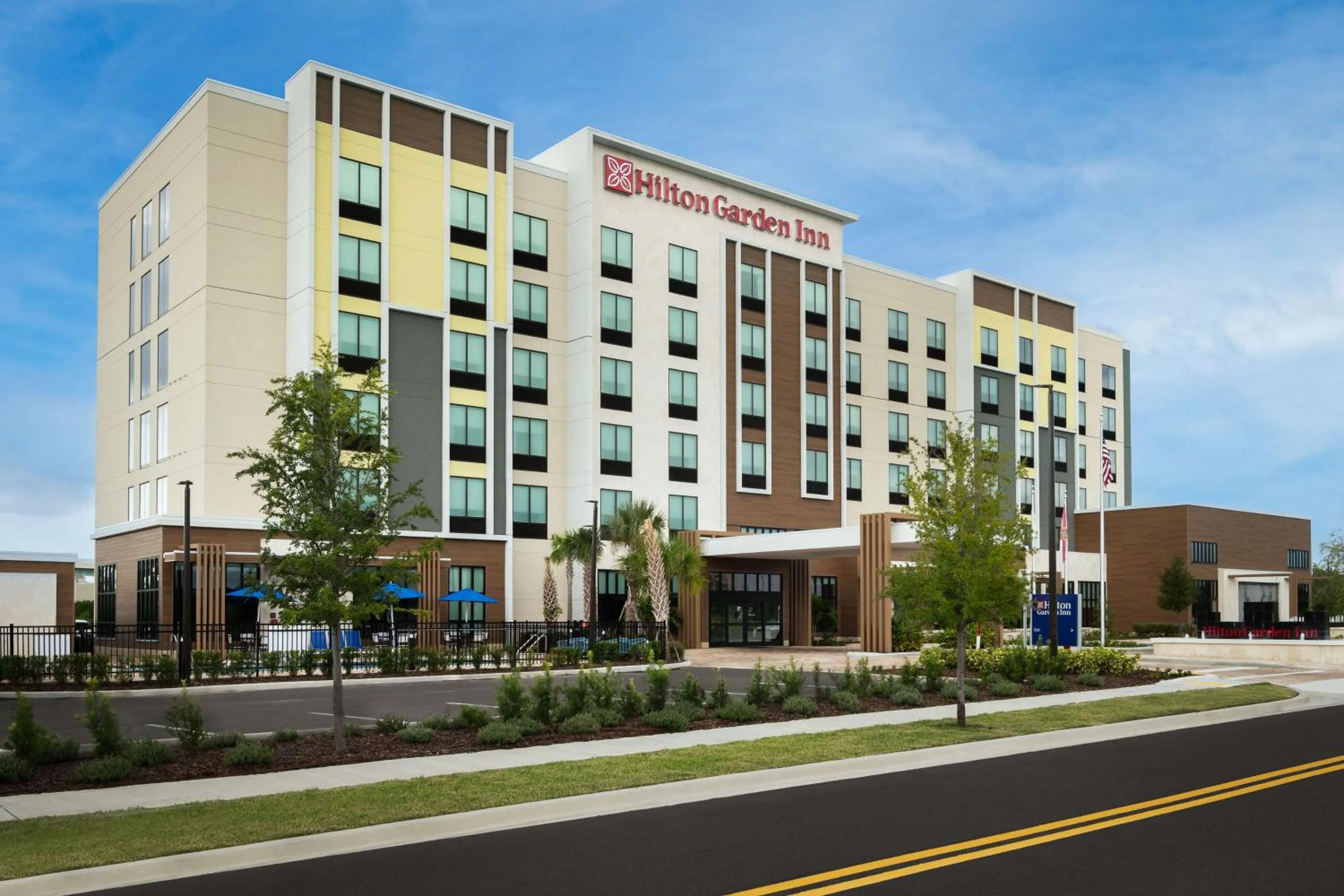 Property building in Hilton Garden Inn Orlando I-4 Millenia Blvd Mall