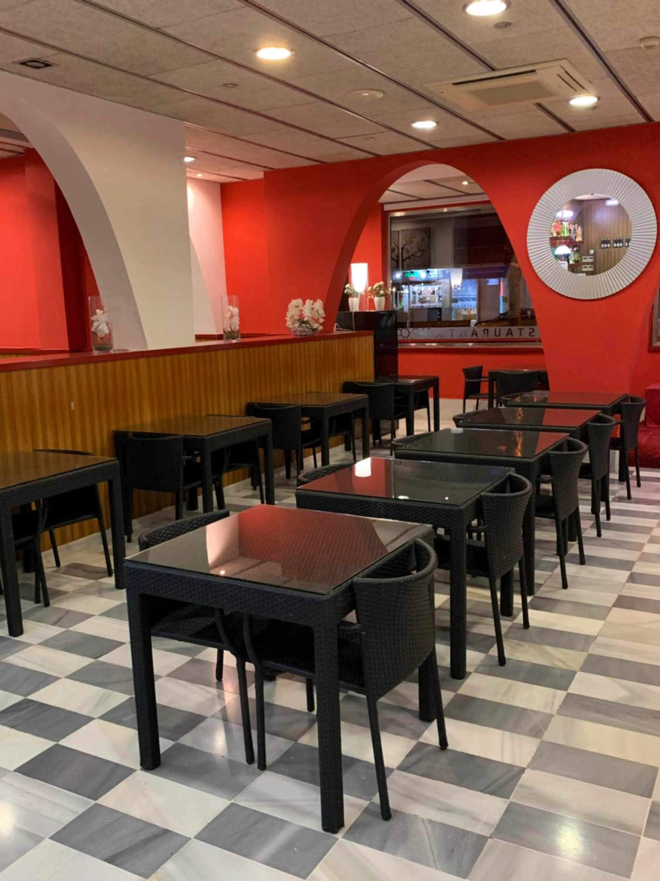 Lounge or bar in Hotel Spa Pinar del Mar