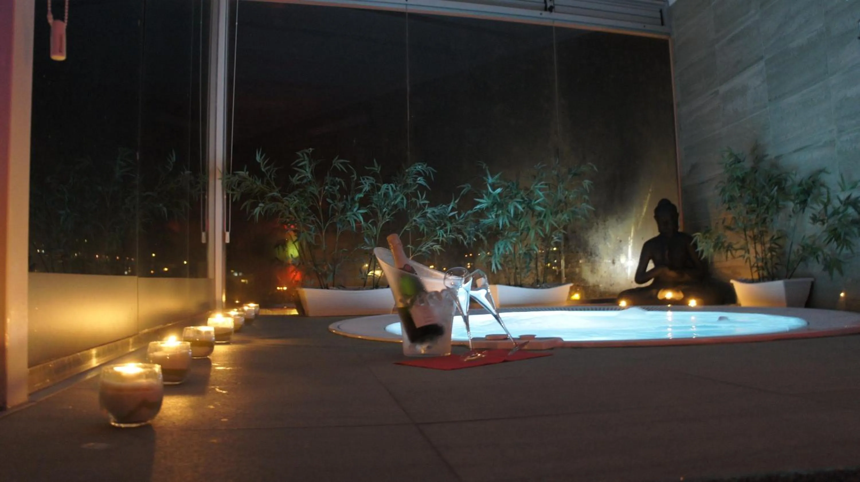 Night in Hotel Spa Pinar del Mar