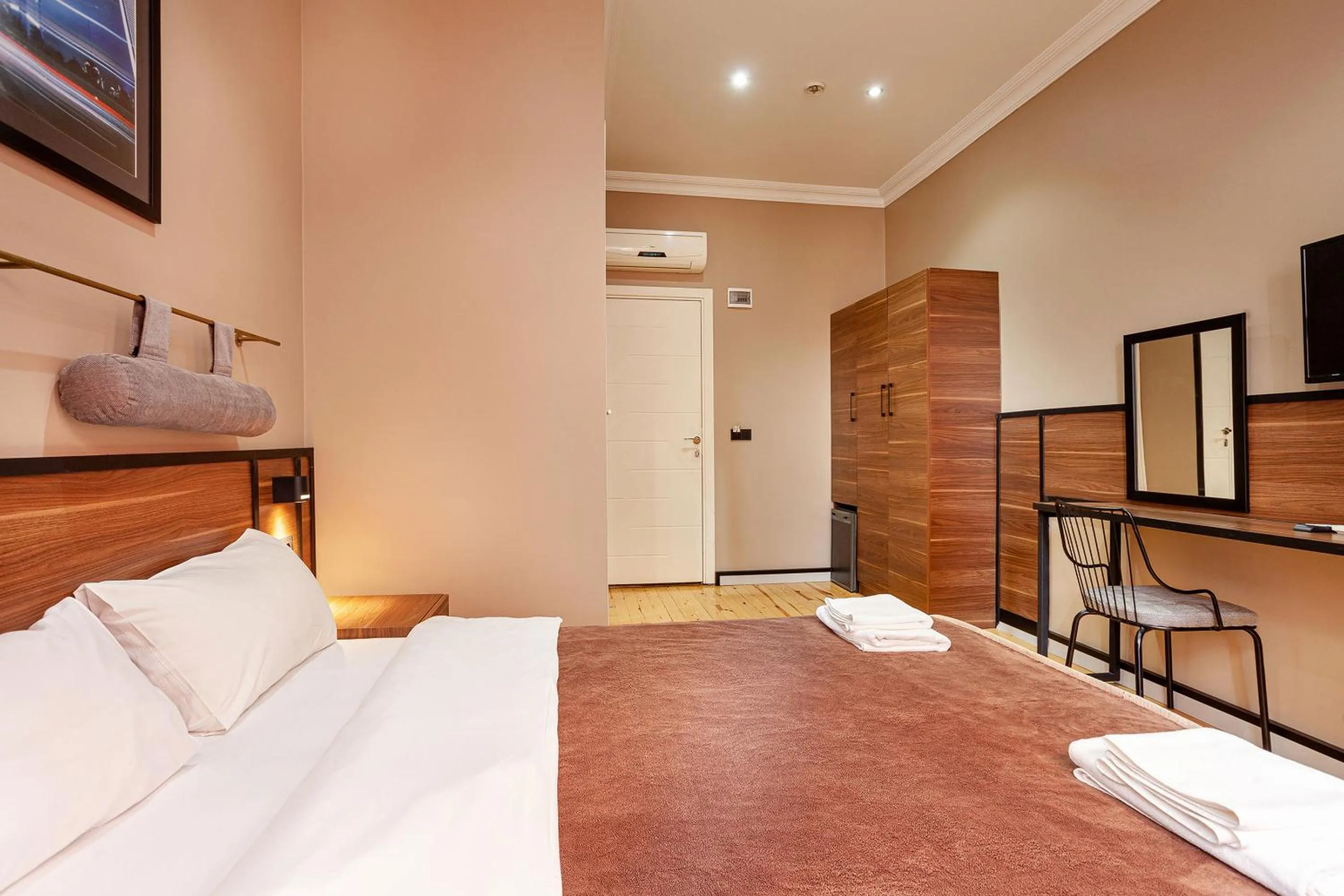 Photo of the whole room, Bed in Aram Kerasi Rooms