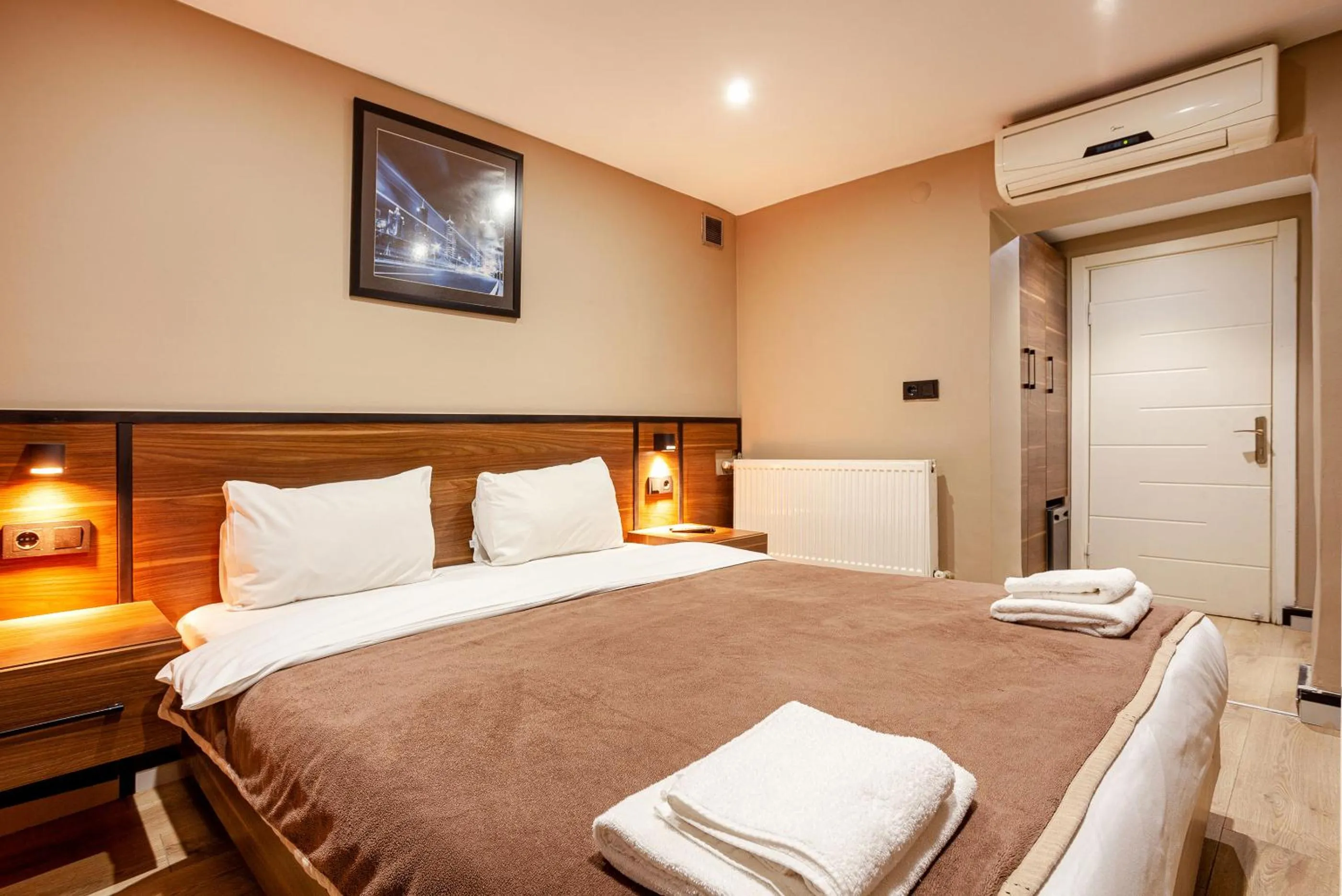 Photo of the whole room, Bed in Aram Kerasi Rooms