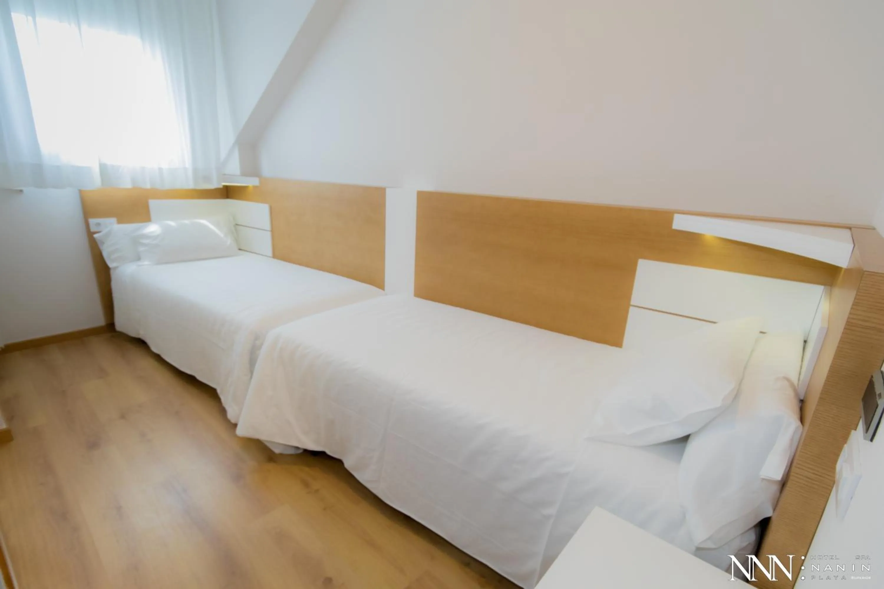 Bed in Hotel Spa Nanin Playa