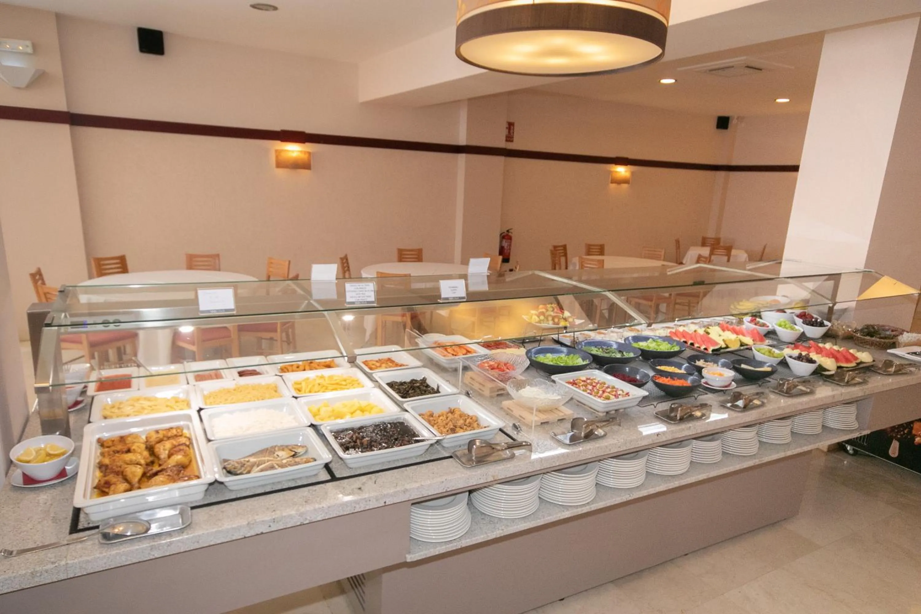 Restaurant/places to eat in Hotel Spa Nanin Playa