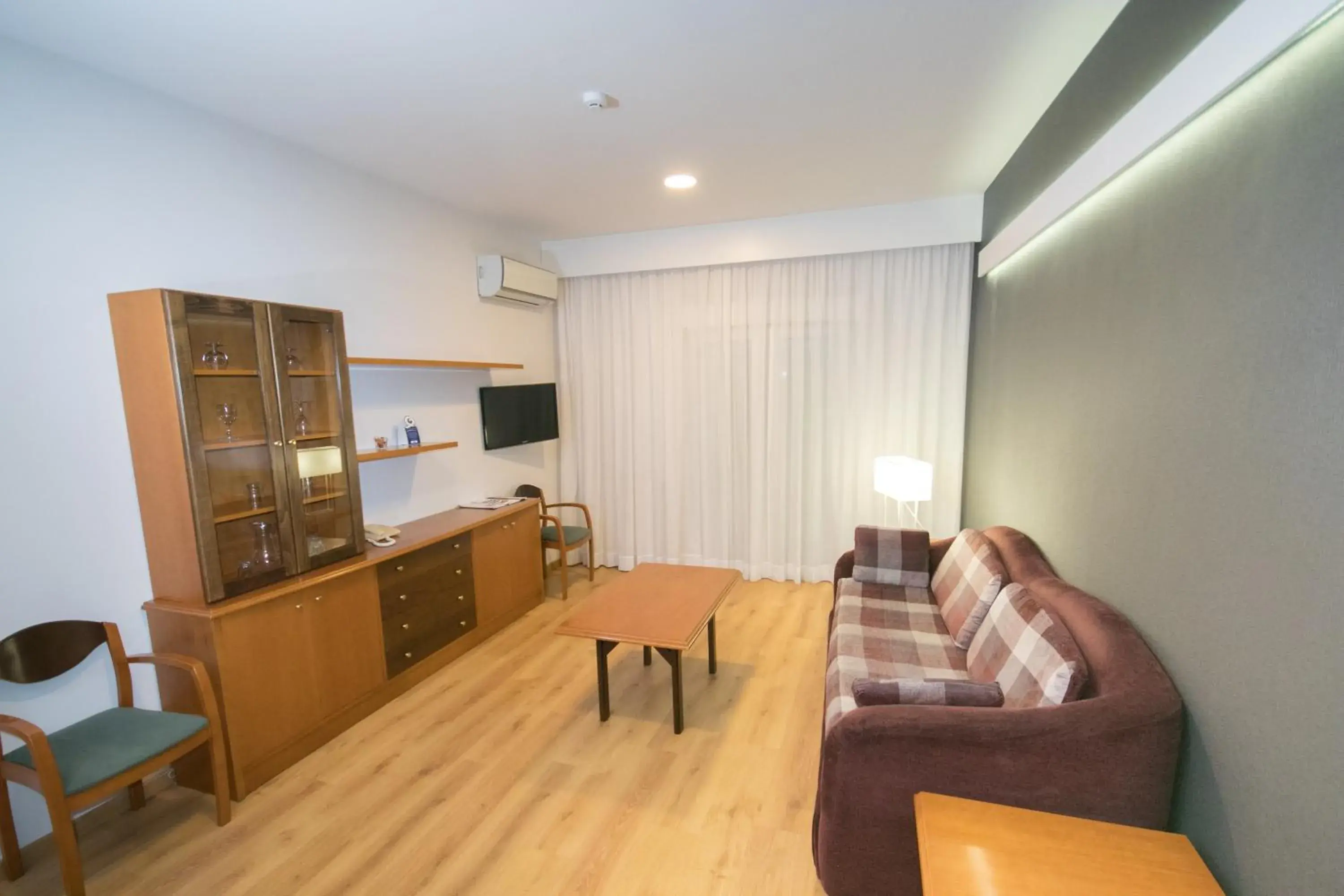 Two-Bedroom Apartment with Spa Access in Hotel Spa Nanin Playa Two-Bedroom Apartment with Spa Access in Hotel Spa Nanin Playa
