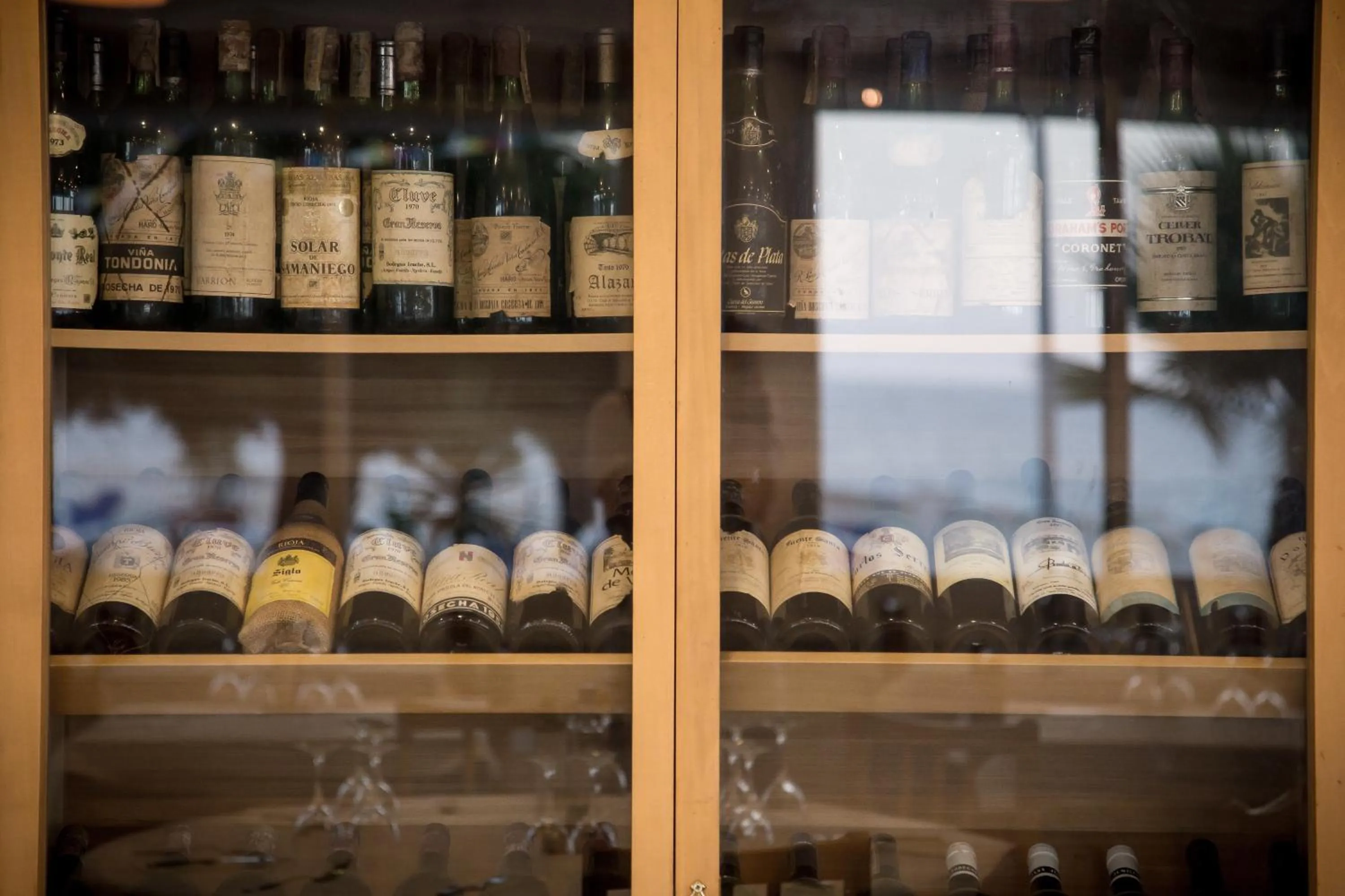 Restaurant/places to eat in Carlos III