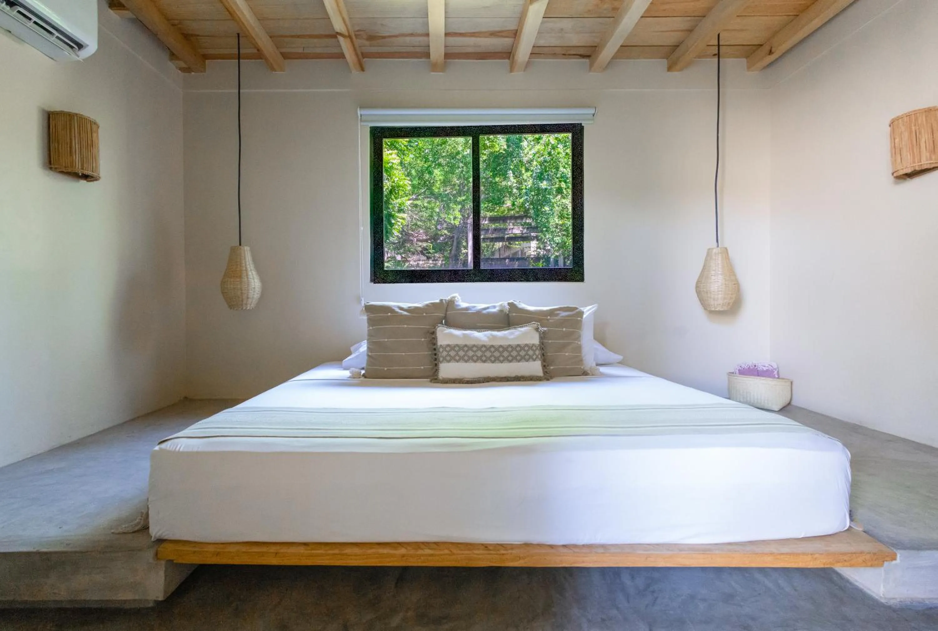 Bedroom, Bed in Raíz Hotel Boutique