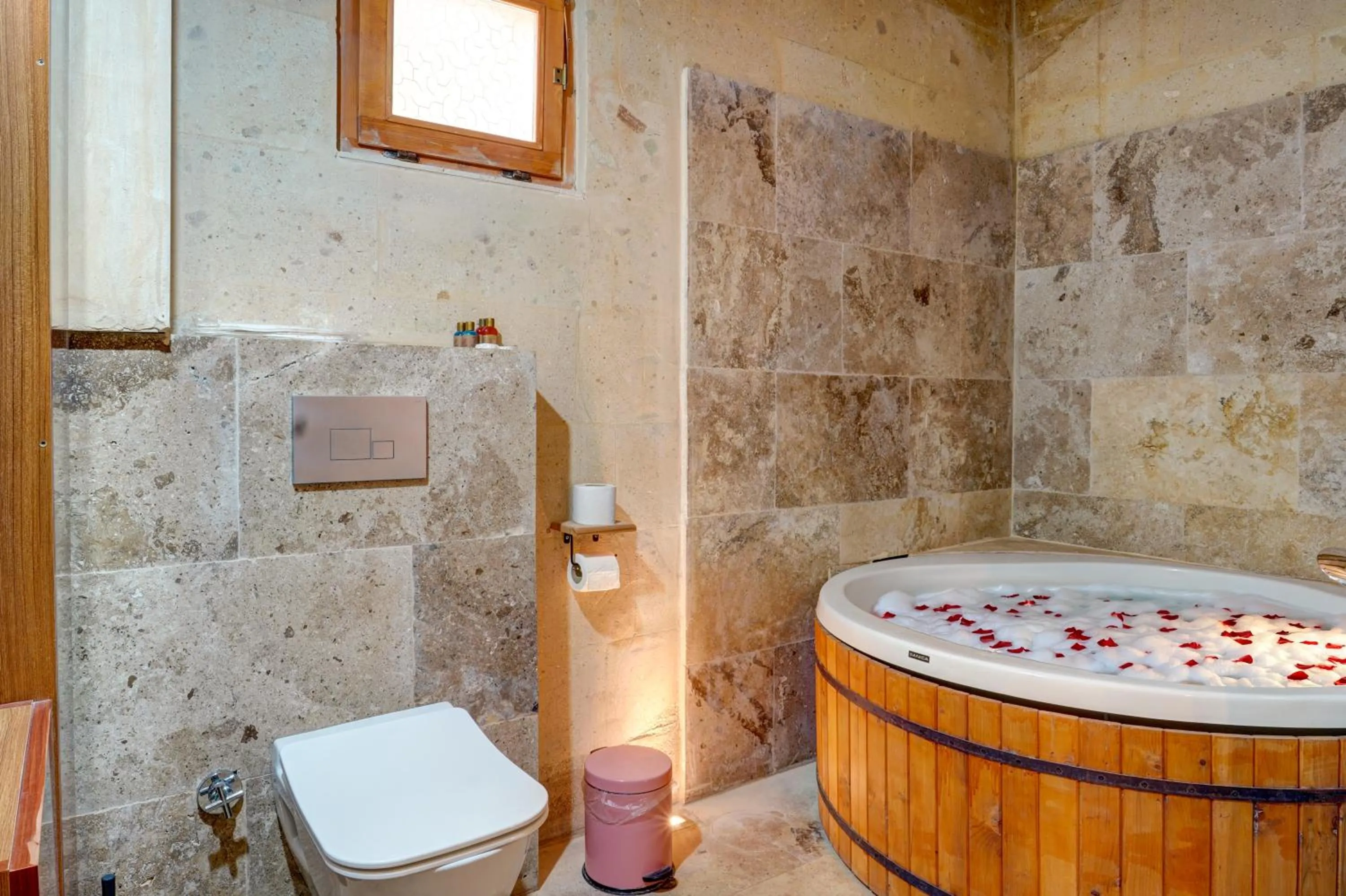 Hot Tub in Atax Cave House