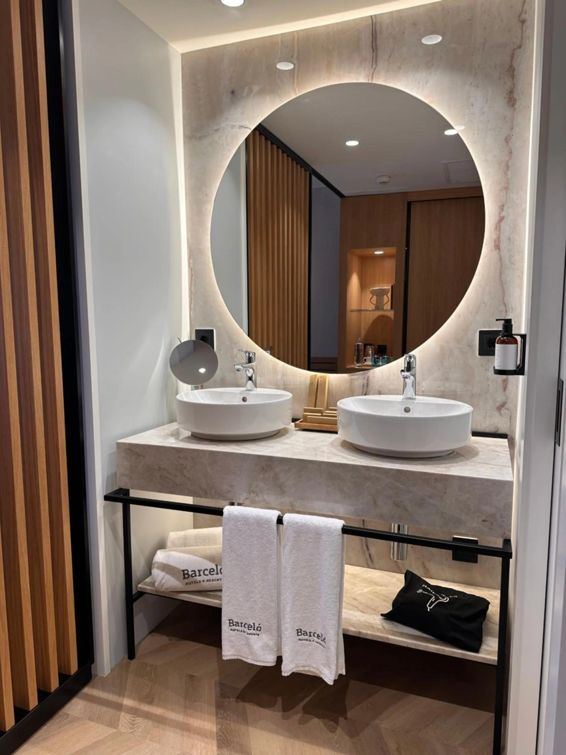 Bathroom in Barceló Punta Umbría Mar