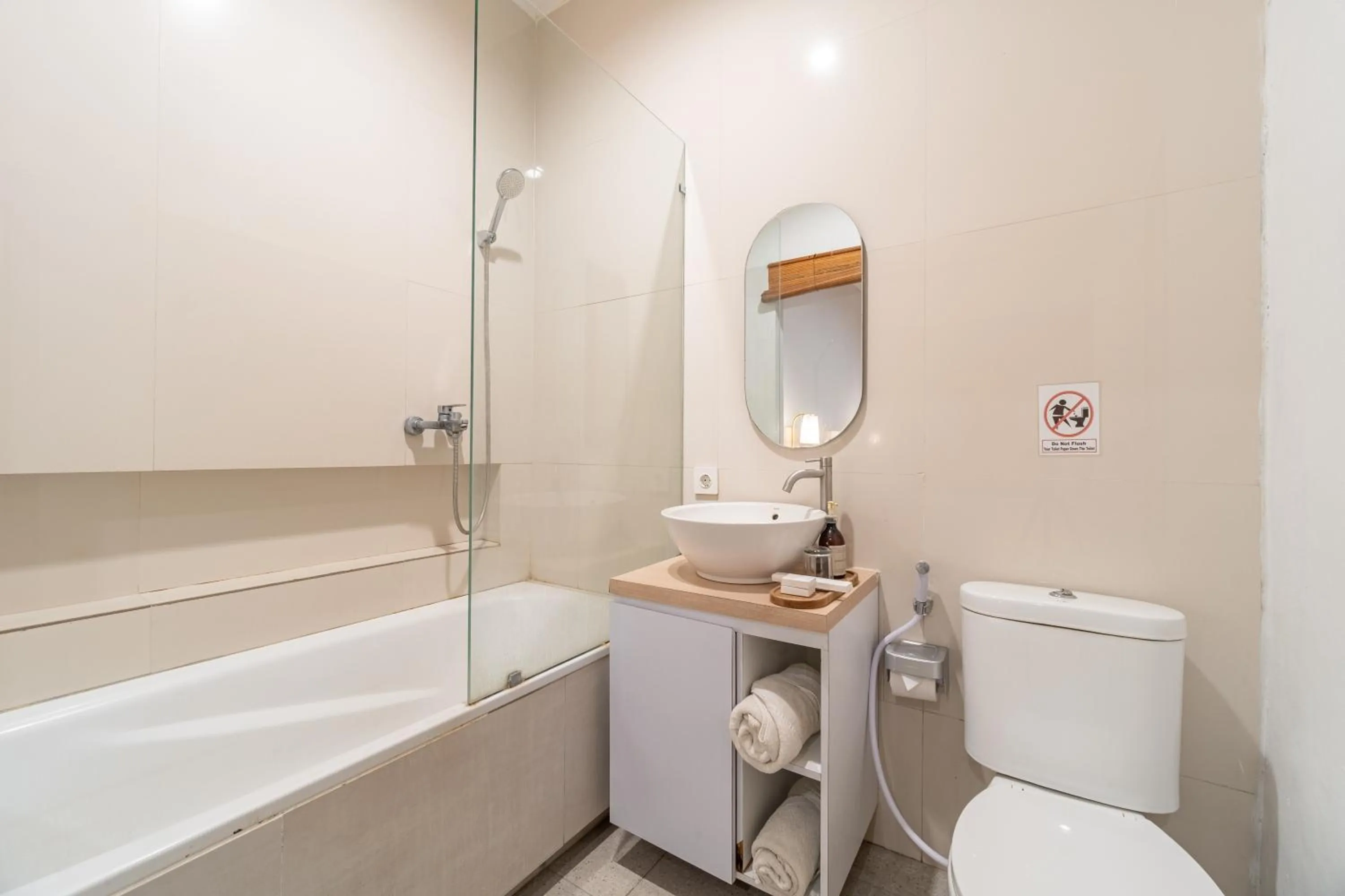 Bathroom in The Hita Apartement