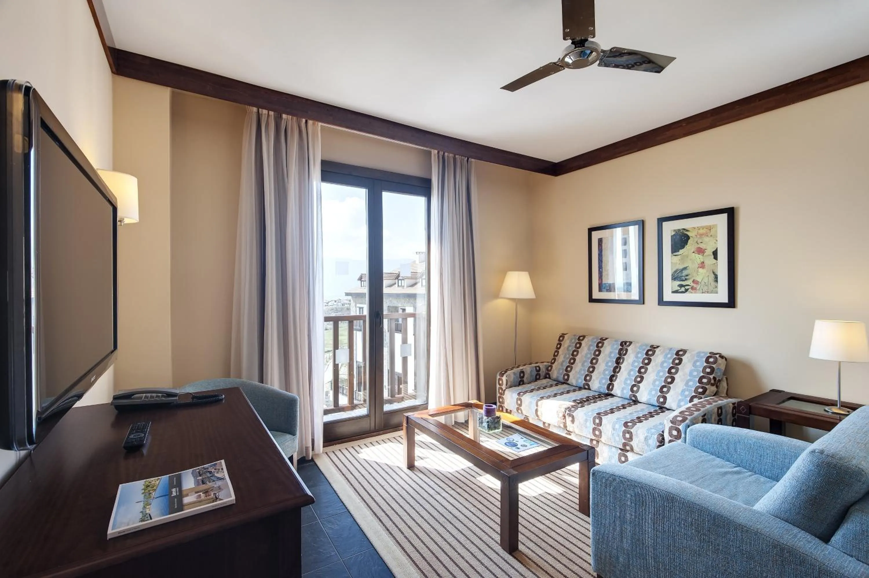 Photo of the whole room in Hotel & Spa Real Badaguás Jaca