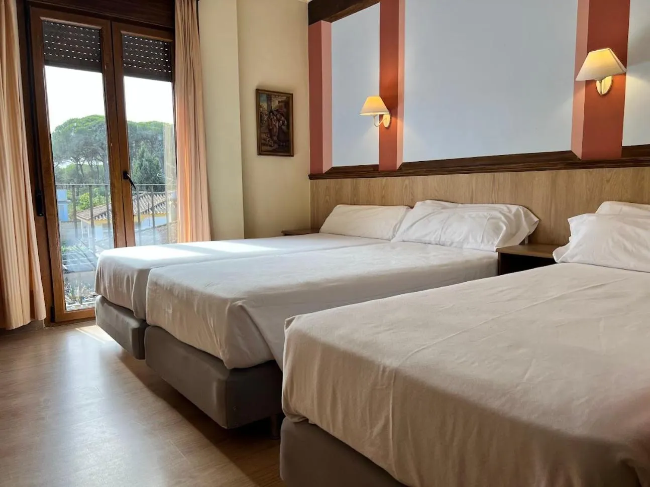 Bedroom, Bed in Hotel Pinomar