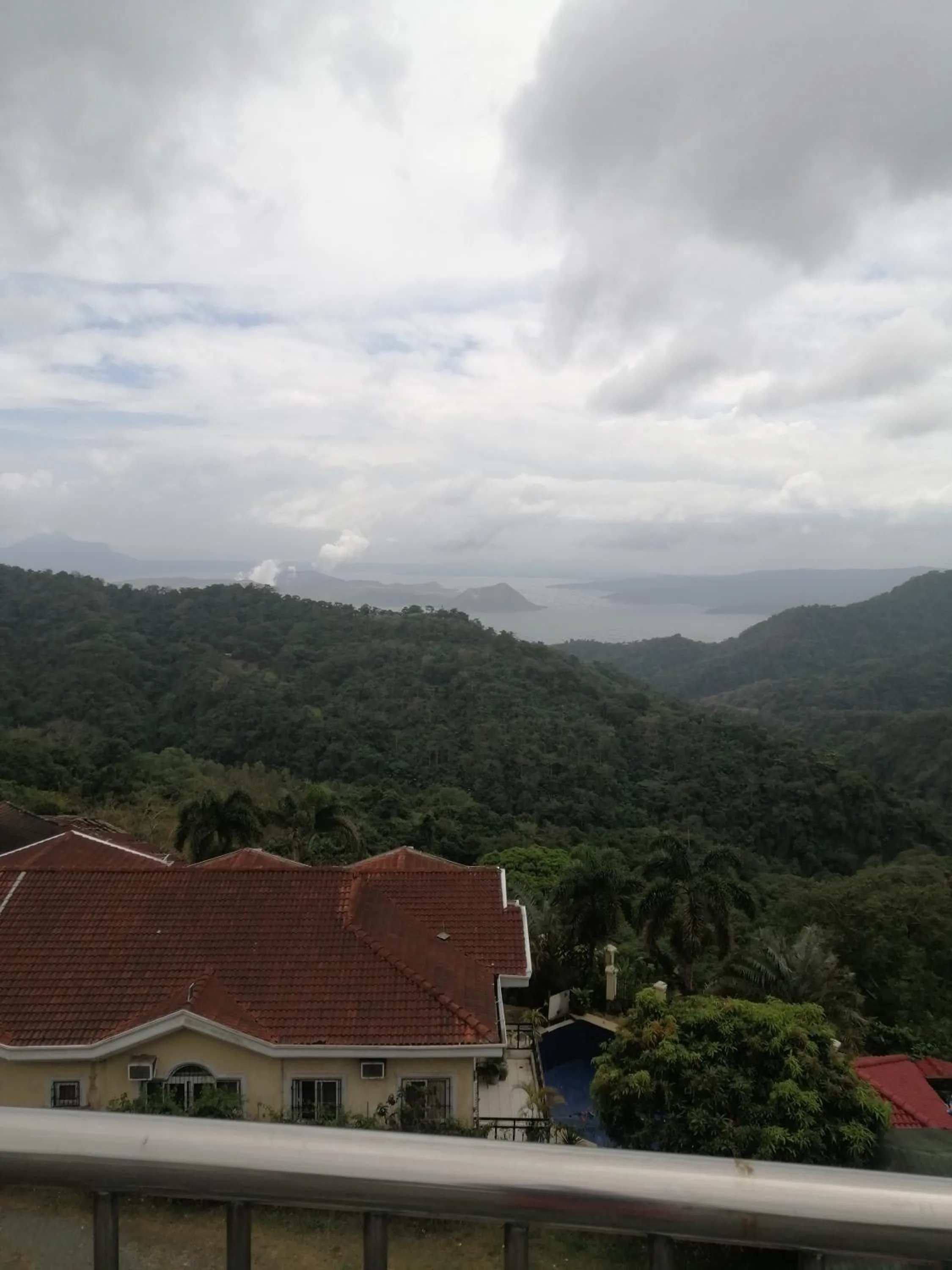 Sang Yoo Mountain View Tagaytay Staycation - Over Looking Of Taal Volcano