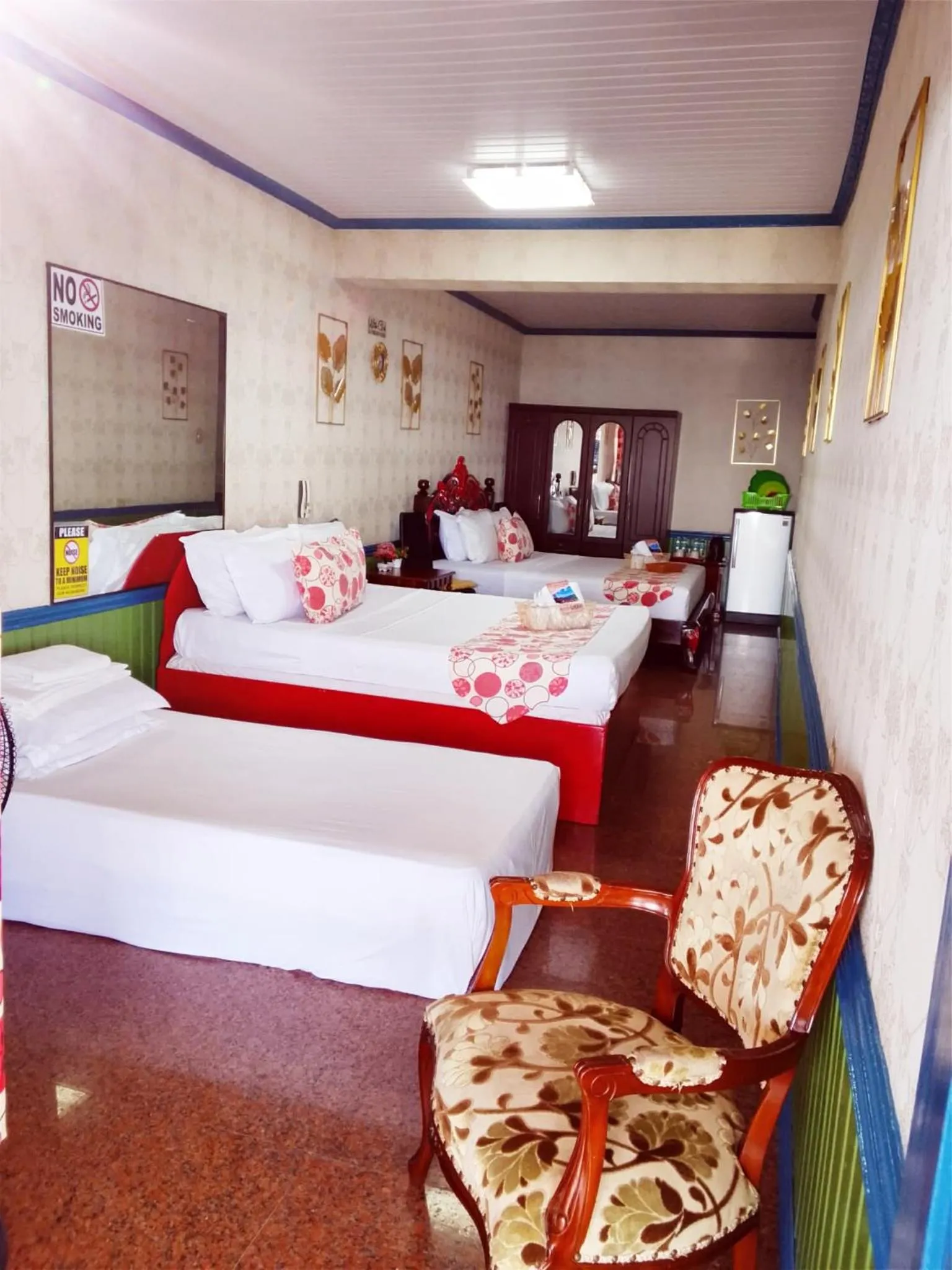 Bed in Sang Yoo Mountain View Tagaytay Staycation - Over Looking Of Taal Volcano