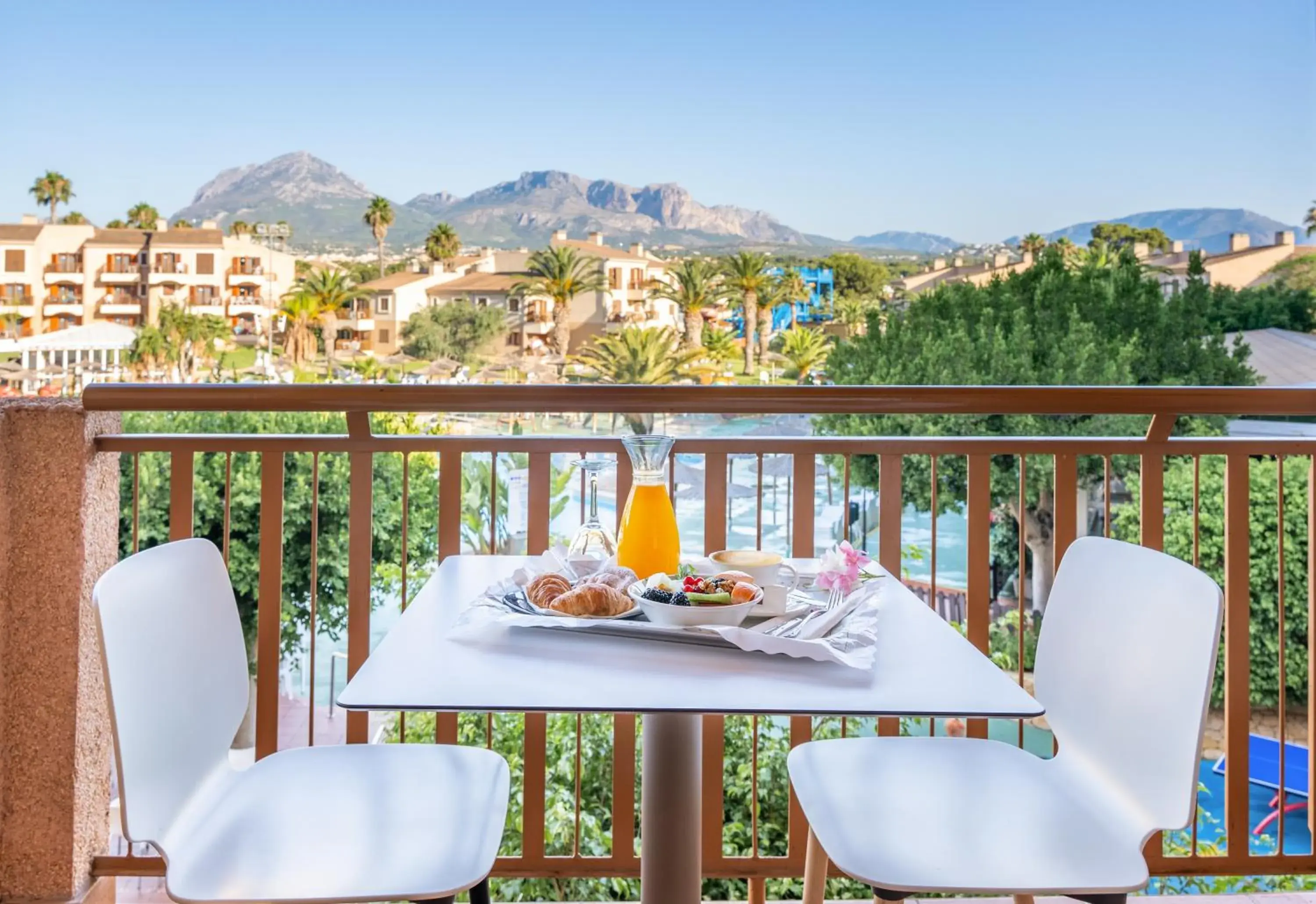 One-Bedroom Apartment (2 Adults) in Albir Garden Resort One-Bedroom Apartment (2 Adults) in Albir Garden Resort