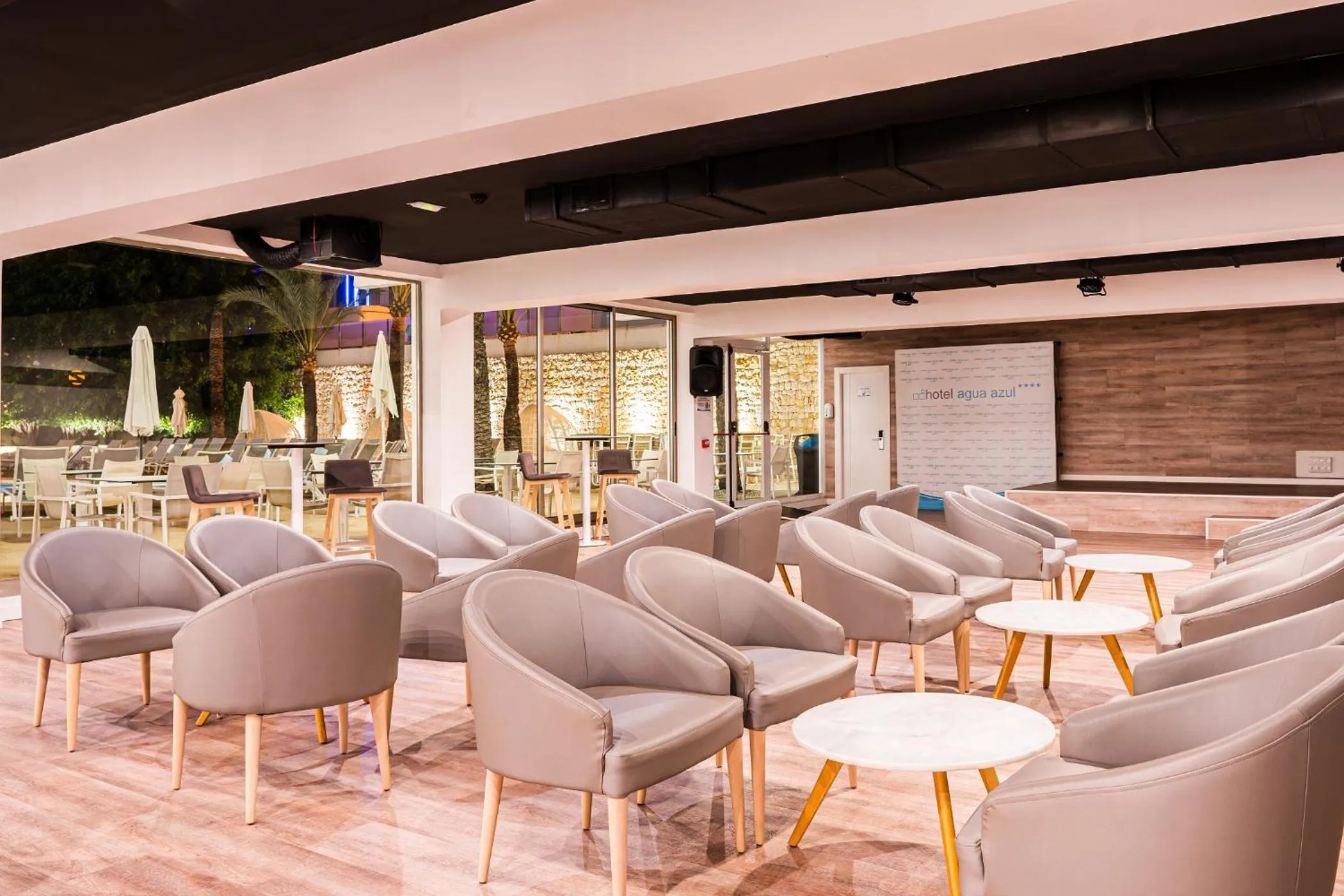 Lounge or bar in Hotel Agua Azul - Adults Only