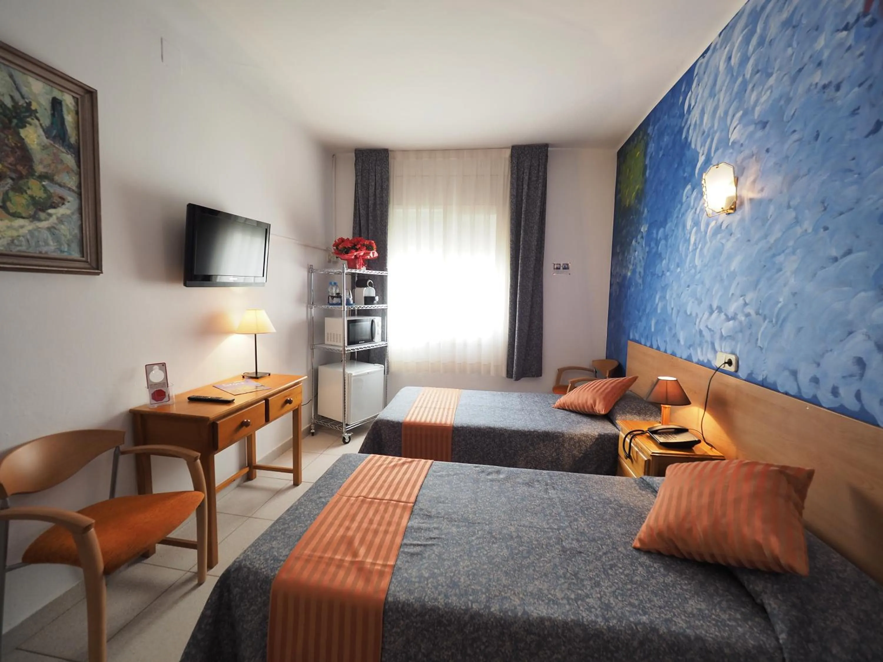 Photo of the whole room, Bed in Hotel Montserrat