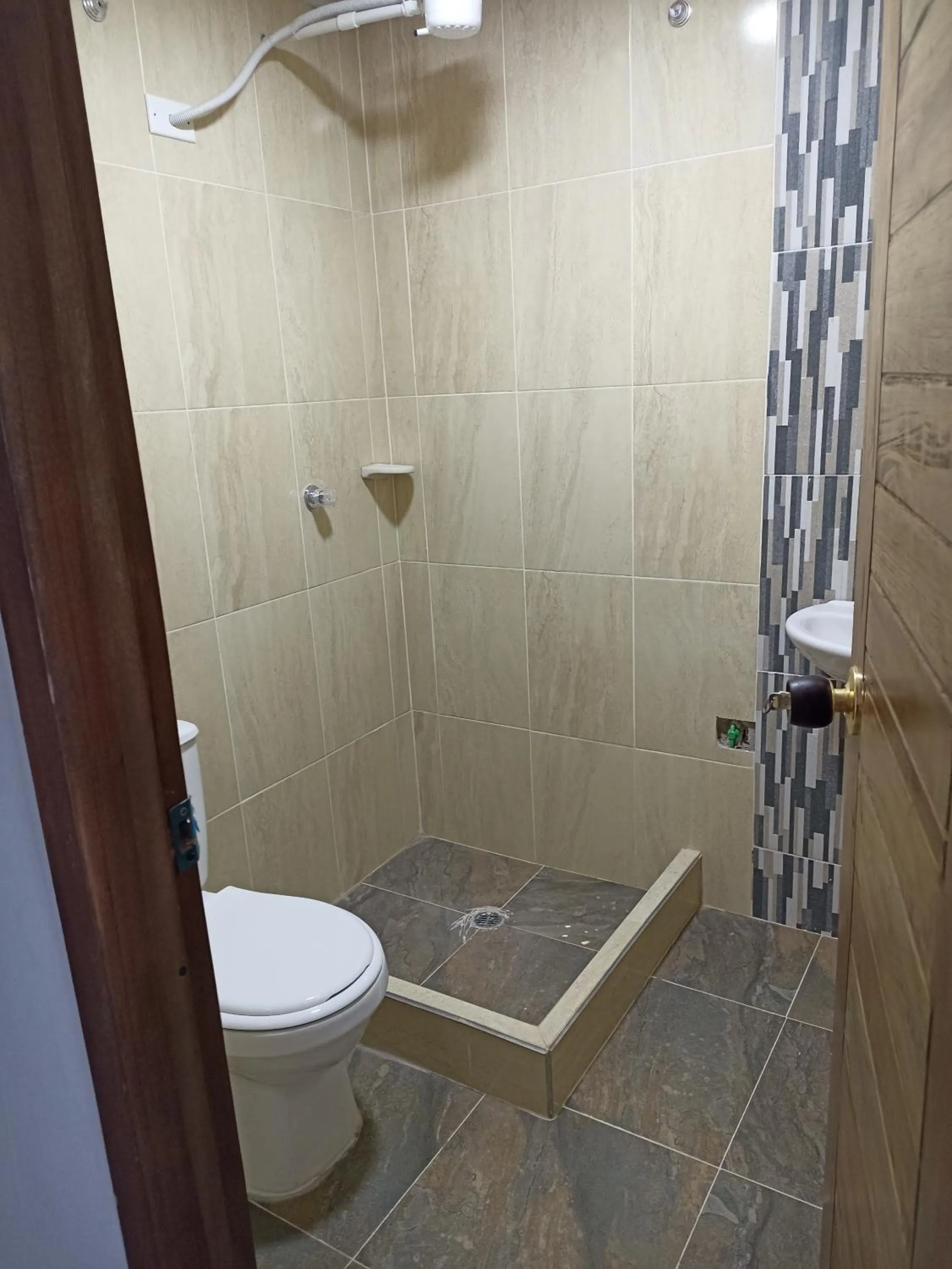 HOTEL TOTA ELISEO PLAYA BLANCA LAGO DE TOTA