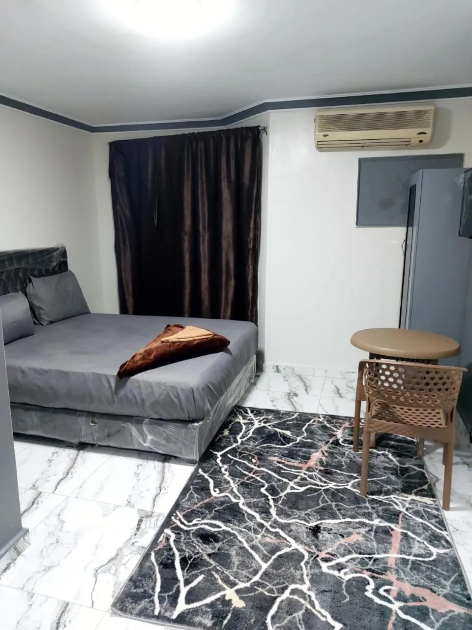 Bed in Best Dreams Hotel