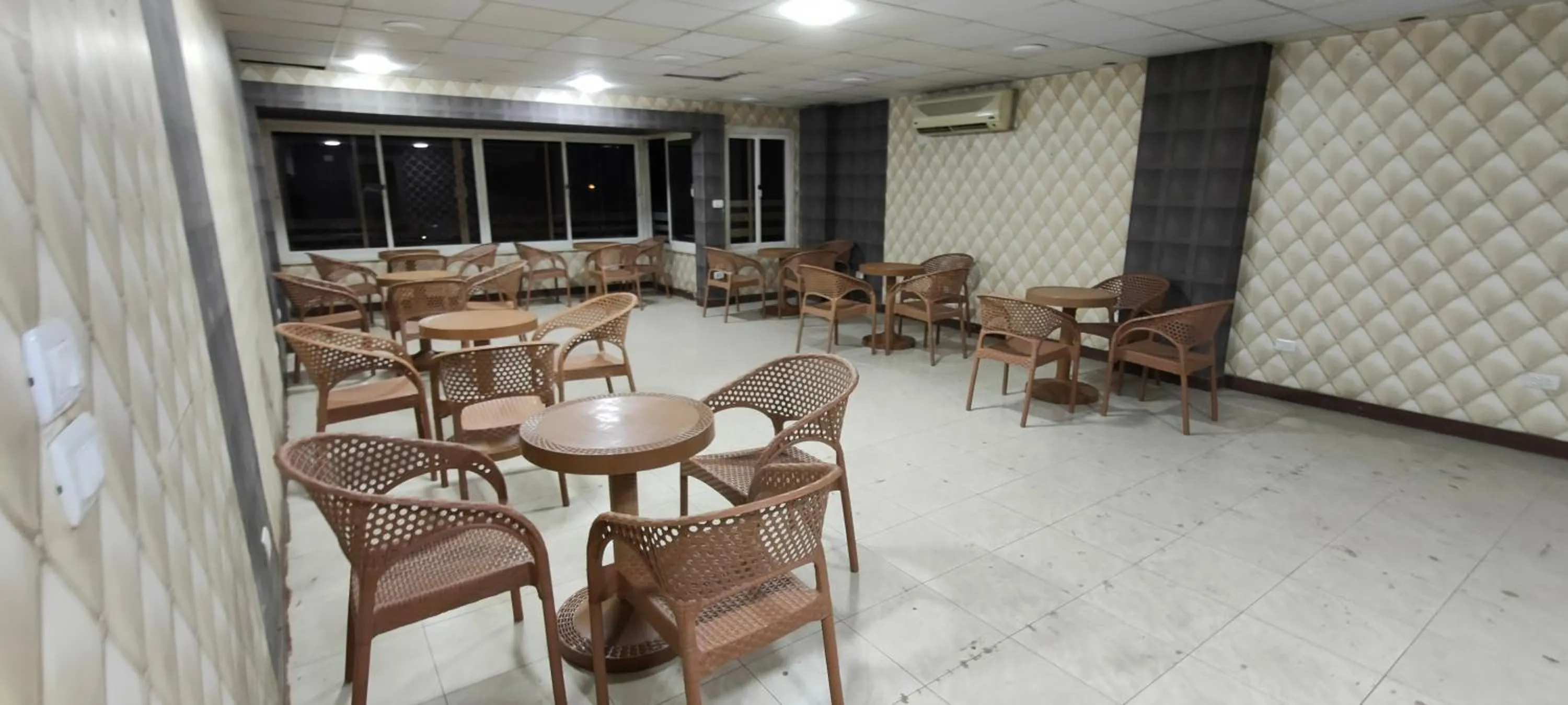 Seating area in Best Dreams Hotel