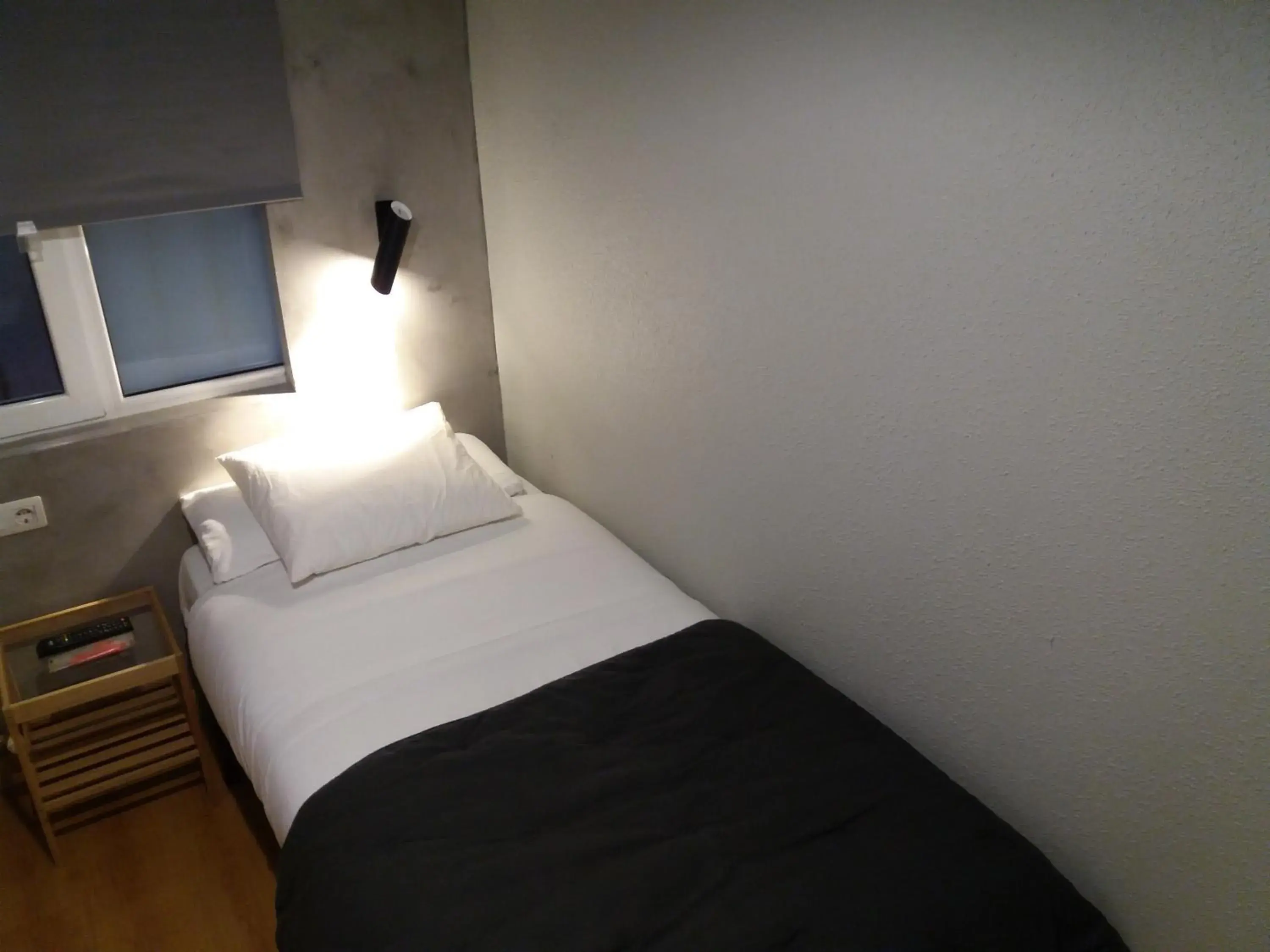 Single Room with Private Bathroom in Pensión Don Claudio Single Room with Private Bathroom in Pensión Don Claudio