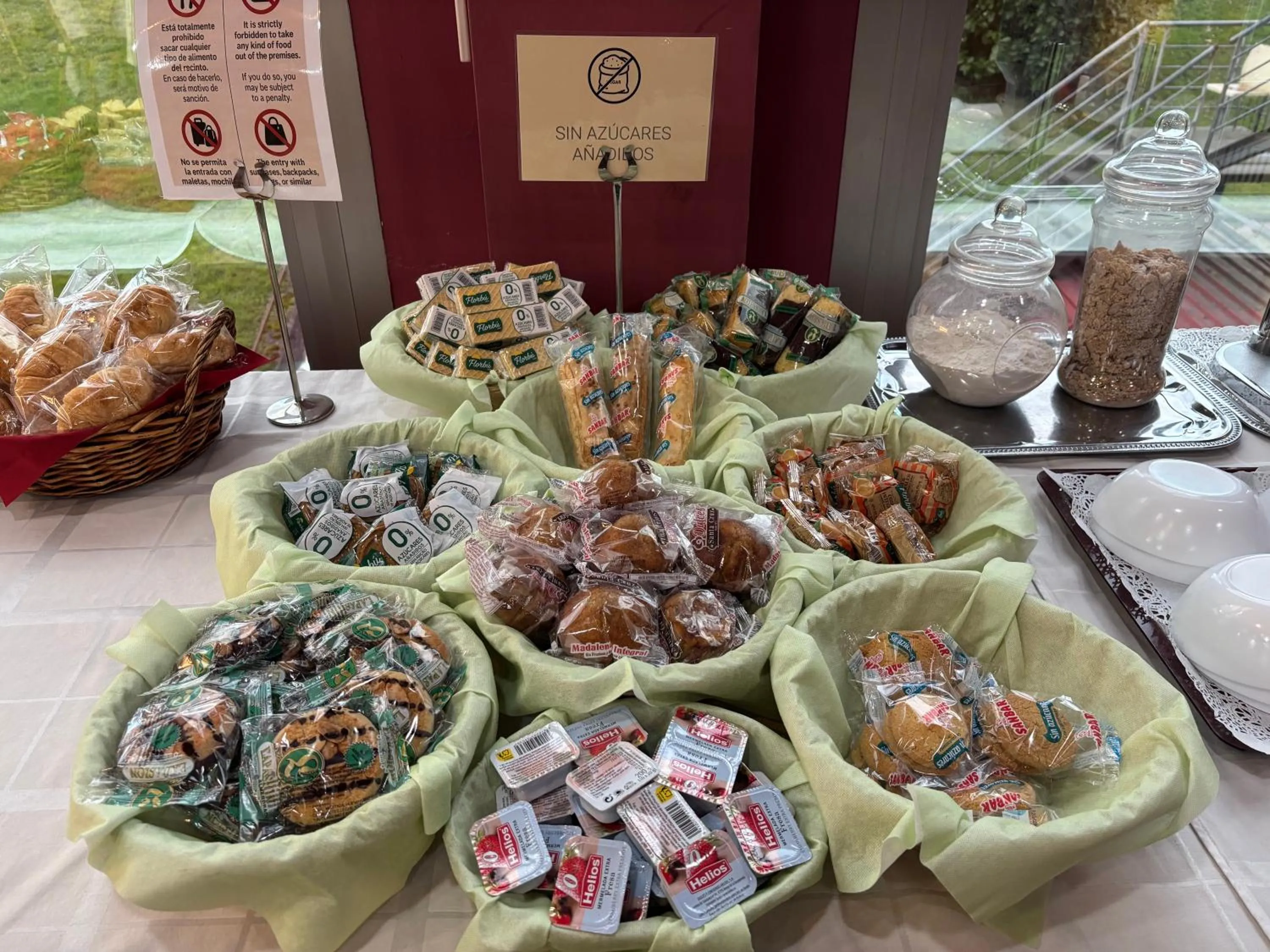 Breakfast in Hotel Silvota