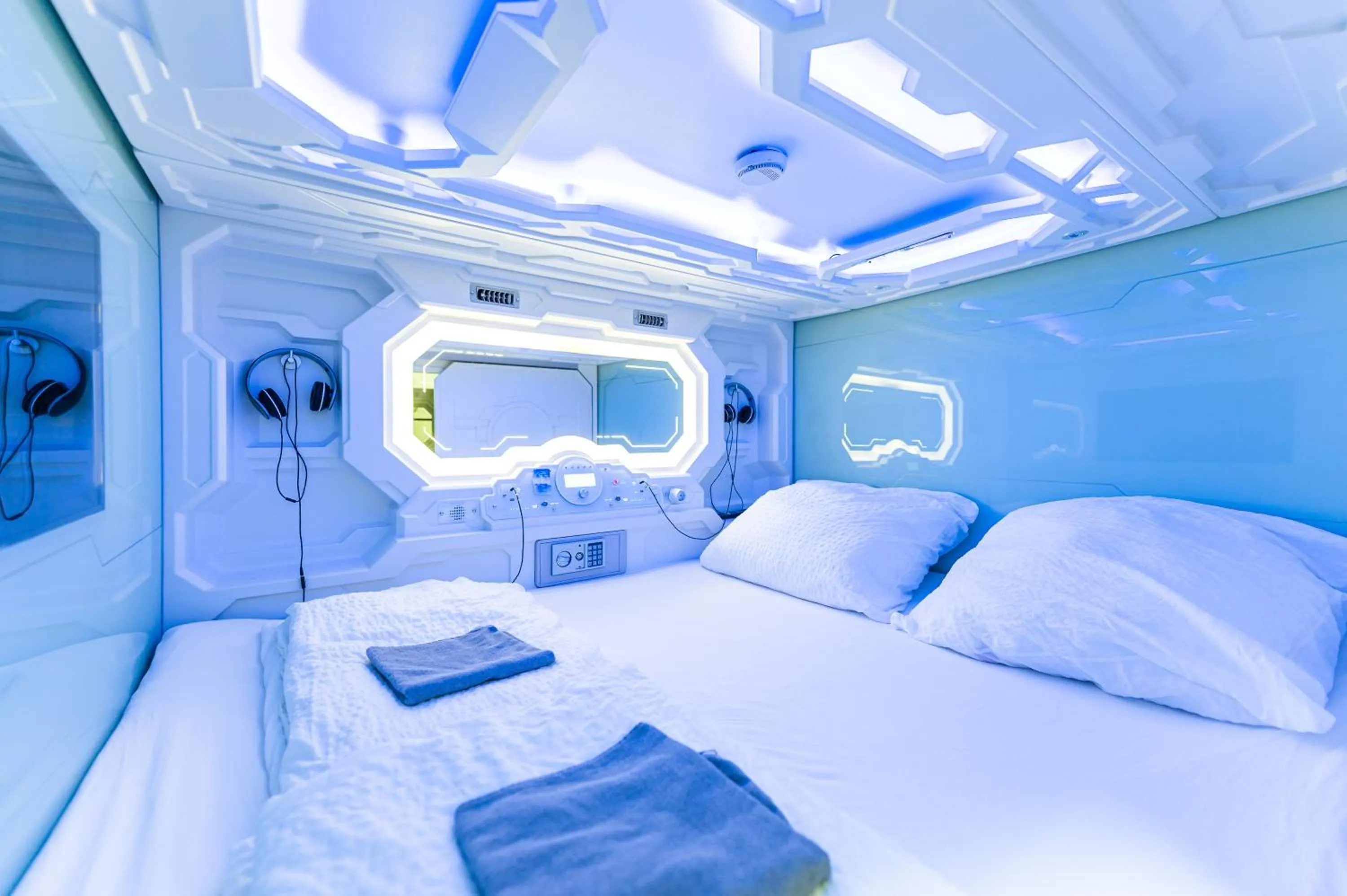 Photo of the whole room, Bed in Space Home Apartment - Prater