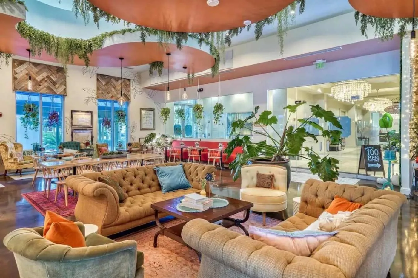 Sunrise Surprise 9th floor 2BR 2 BA King Suite Beach shuttle, heated pool!