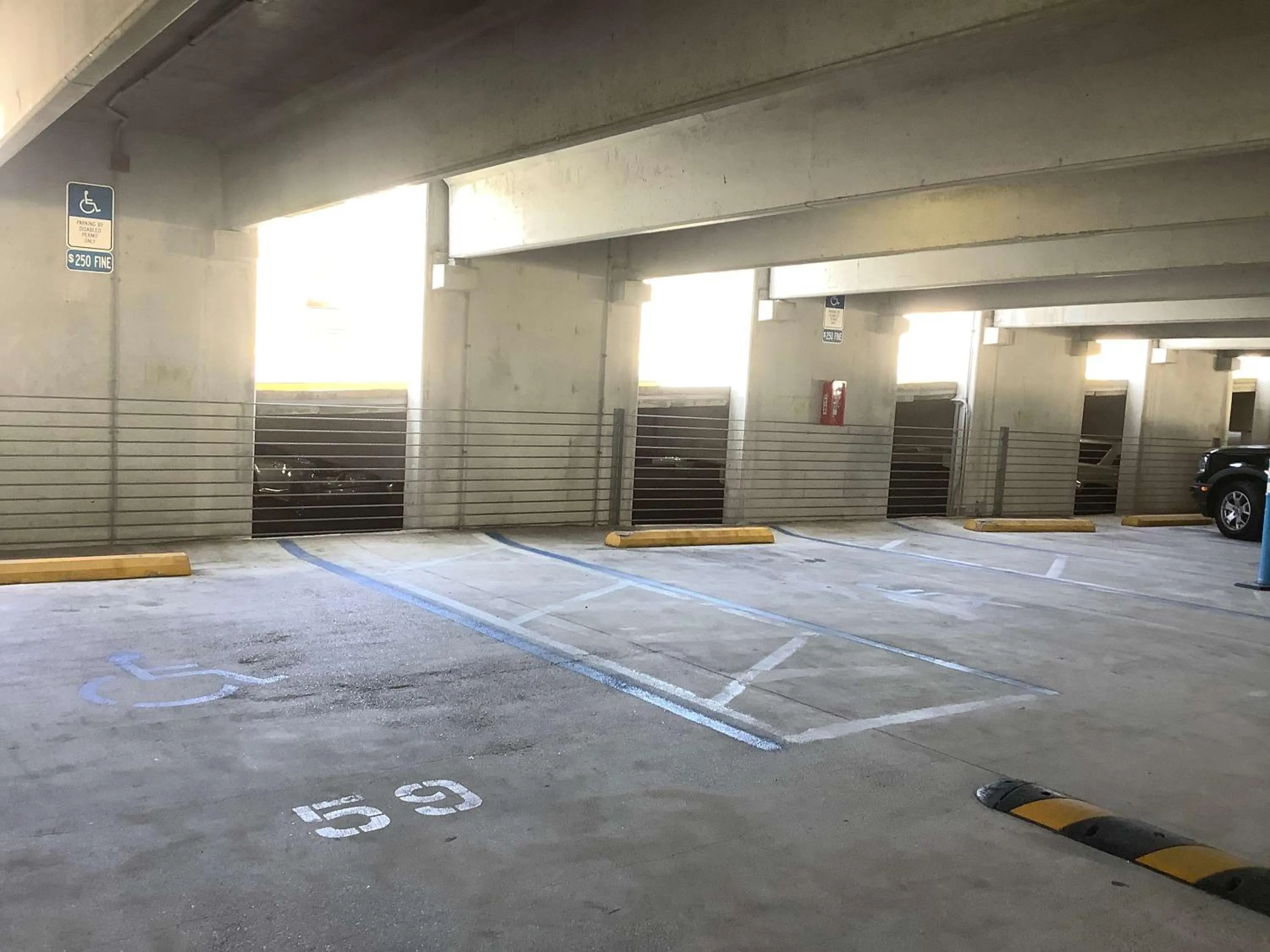 Facility for disabled guests in Sunrise Surprise 9th floor 2BR 2 BA King Suite Beach shuttle, heated pool!