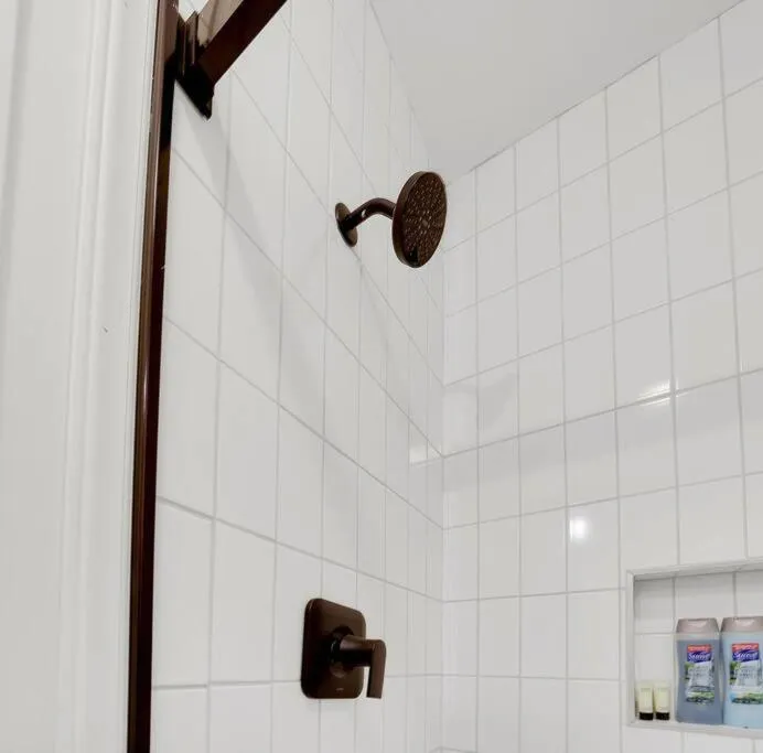 Housepitality - The Brandenburg Suite - Efficiency