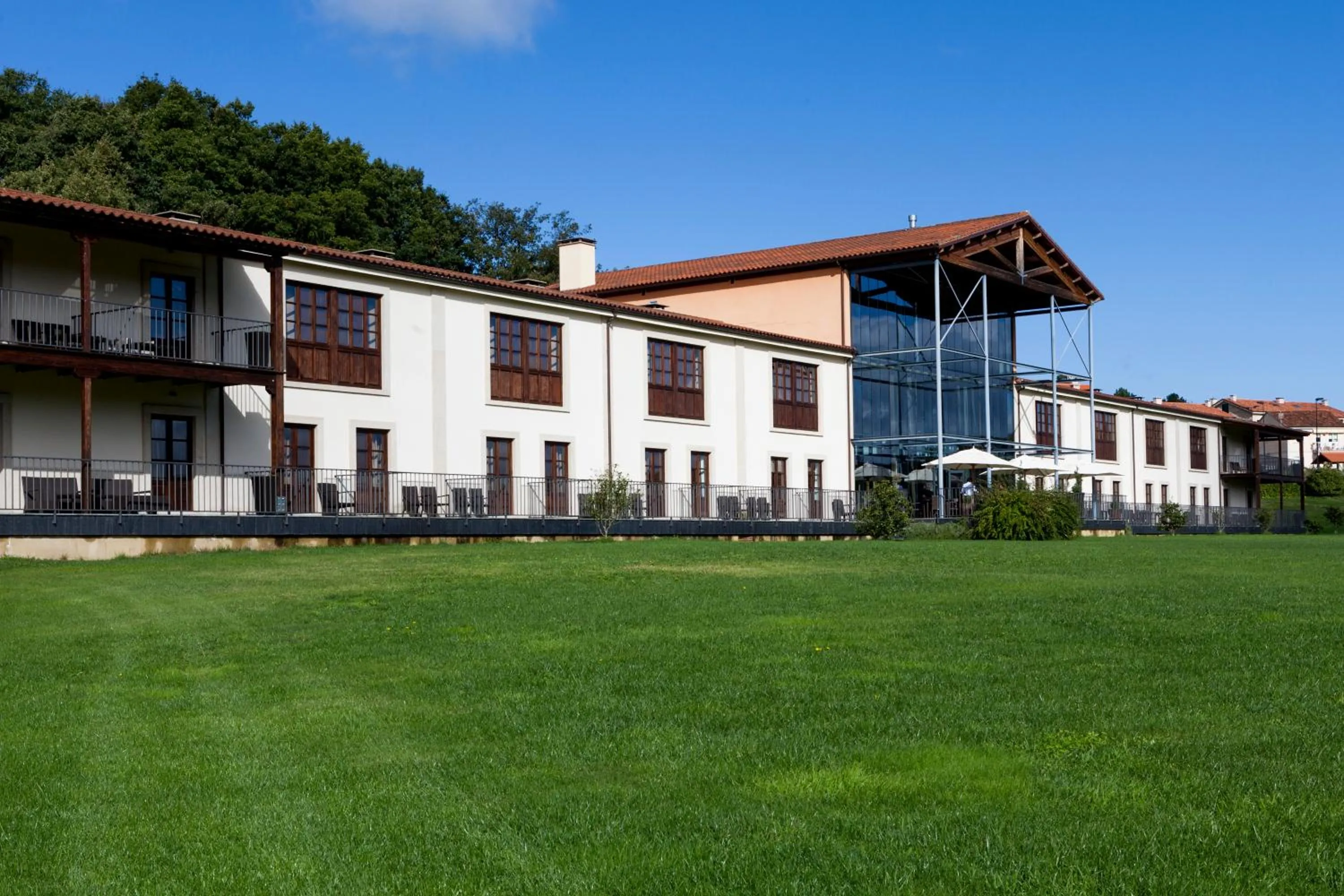Facade/entrance in Eurostars Vila de Allariz Hotel Balneario