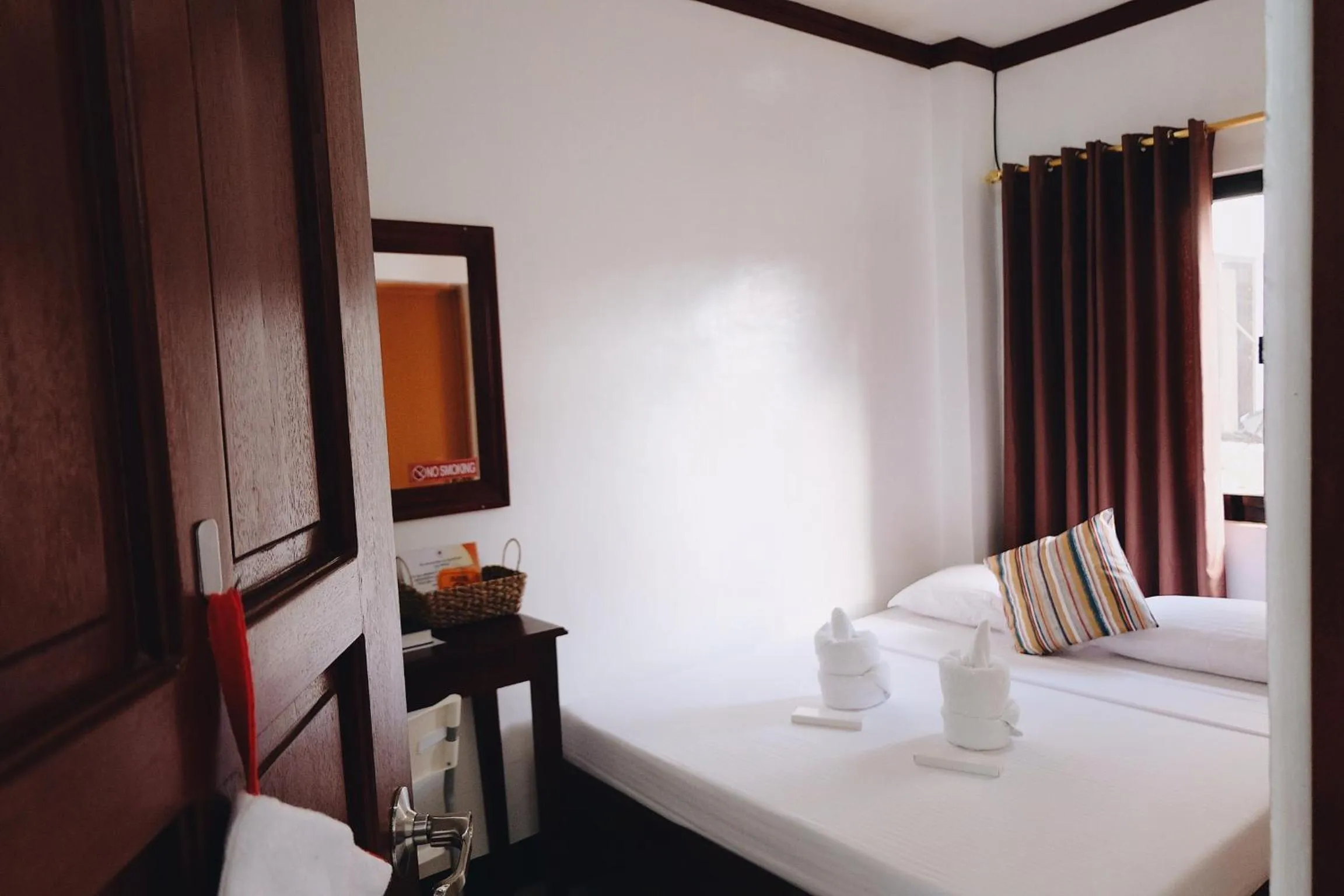 Bed in Endless Summer Hotel Baler