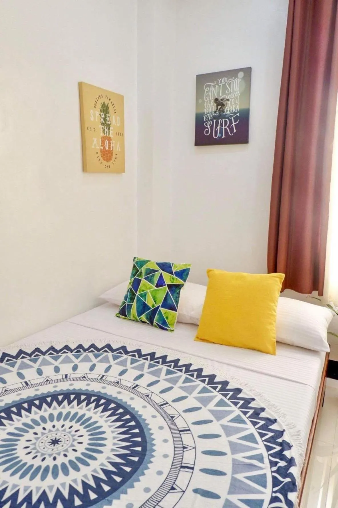 Bed in Endless Summer Hotel Baler