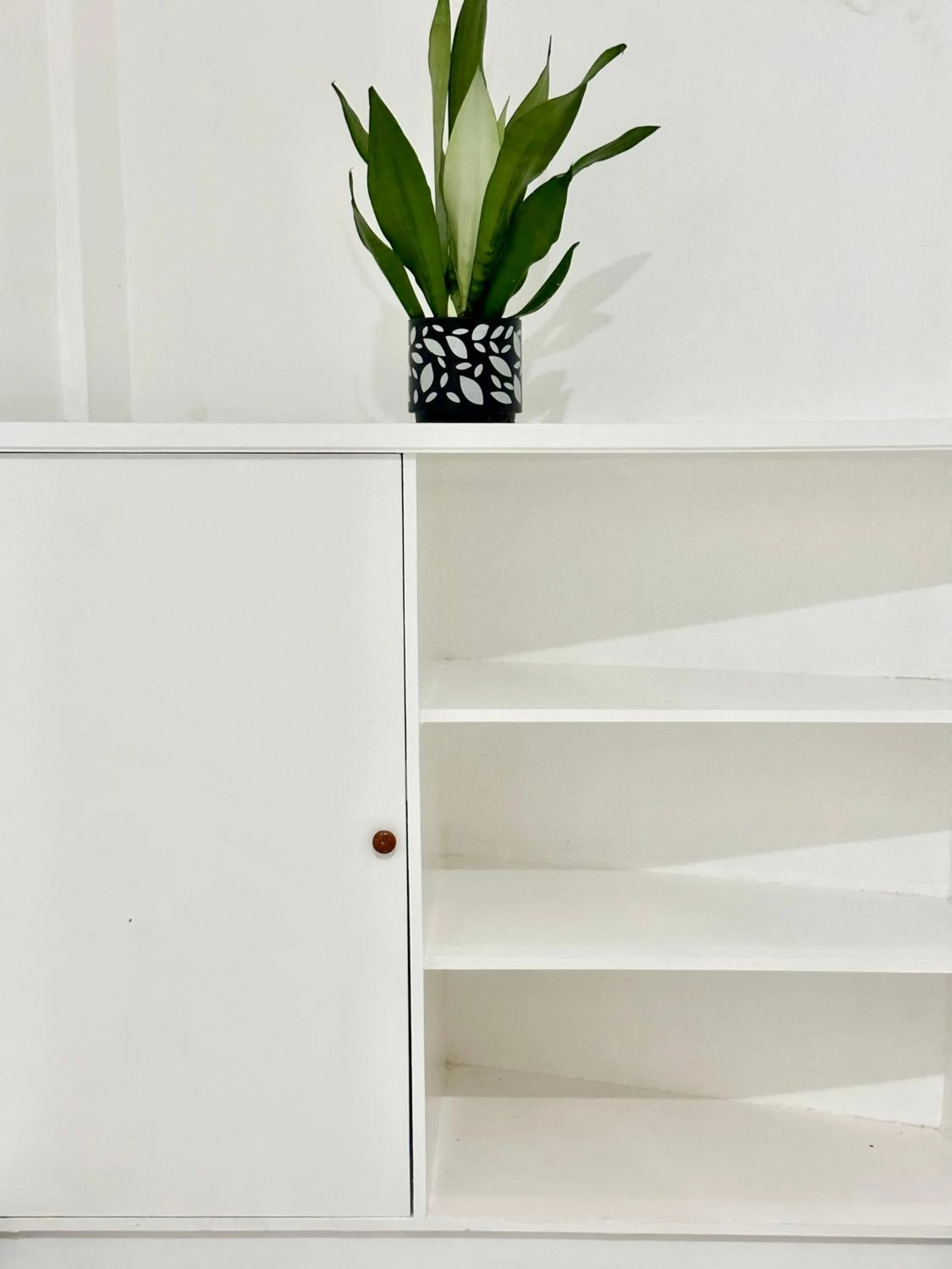 Endless Summer Hotel Baler