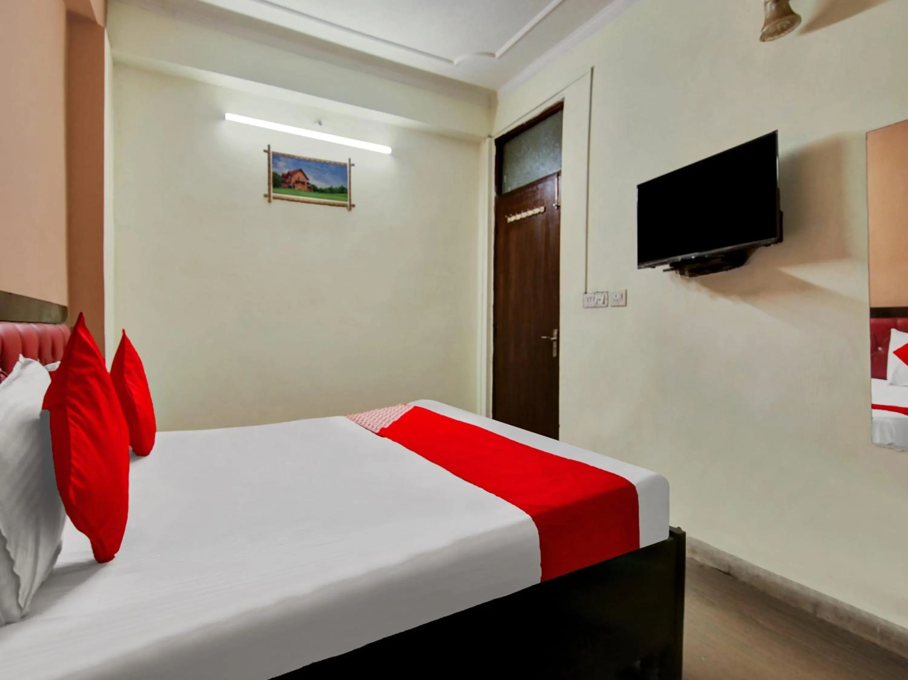 Bedroom, Bed in Hotel O Darshan Palace