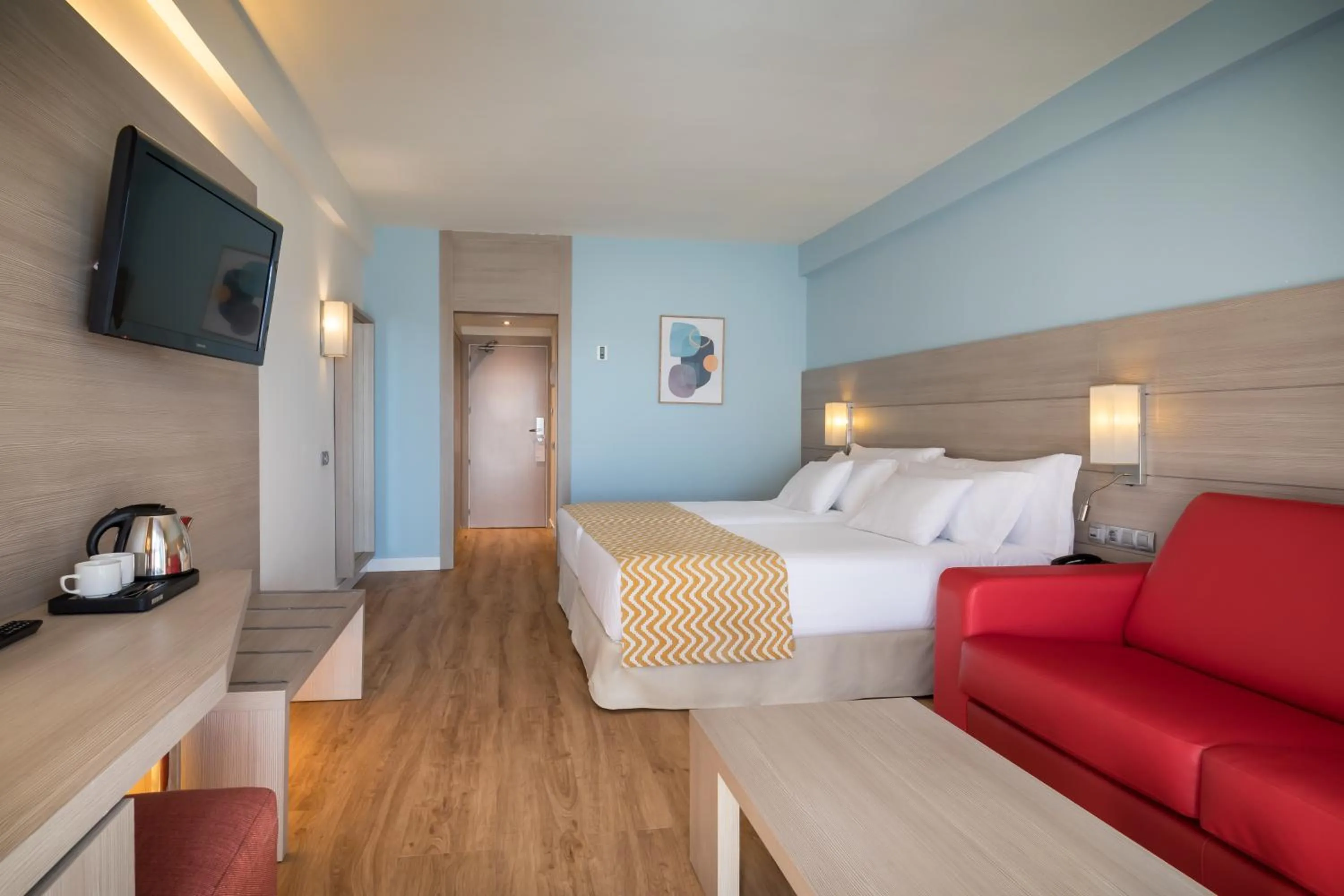 Photo of the whole room, Bed in Barceló Margaritas