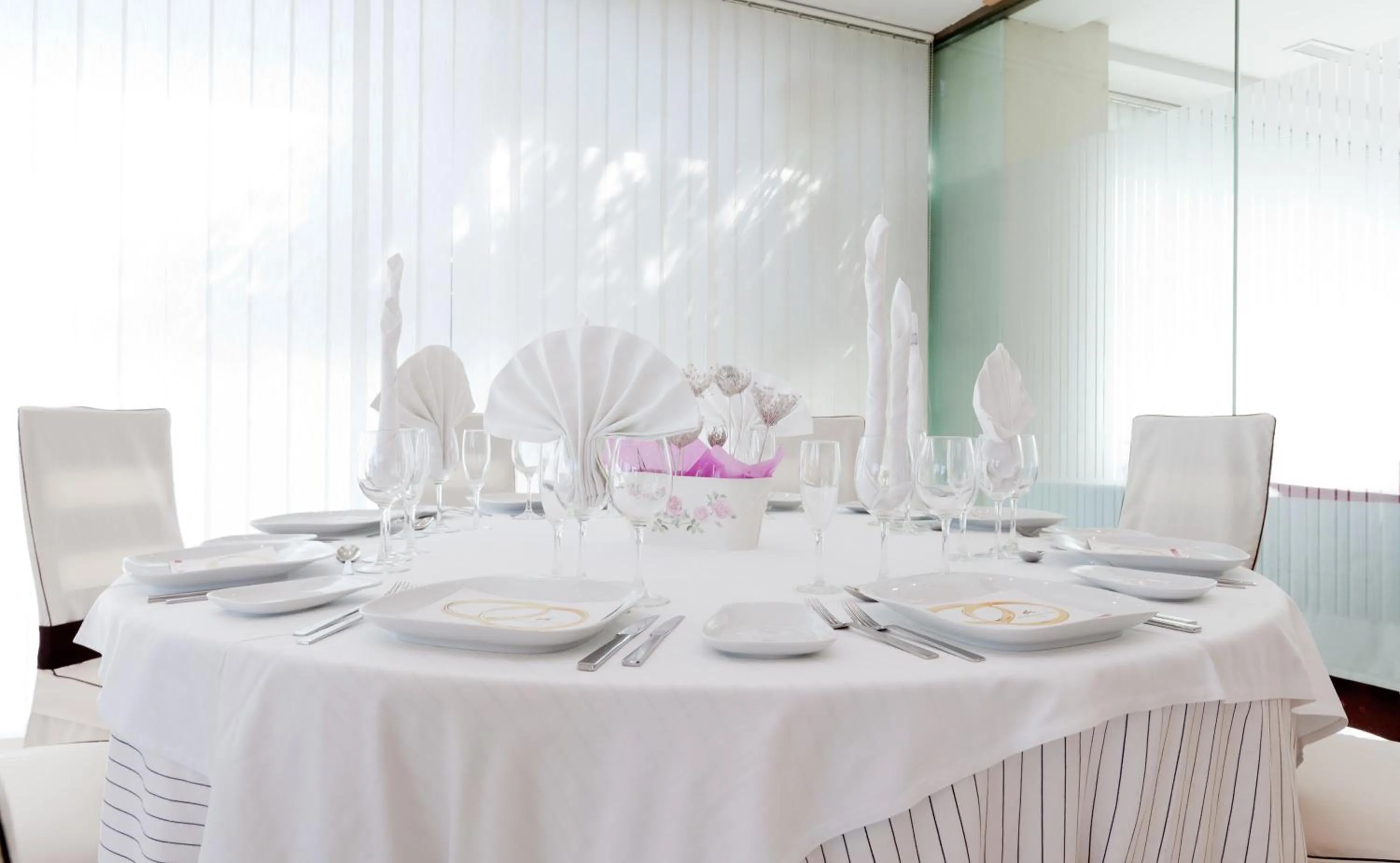 Banquet/Function facilities in Daniya Alicante