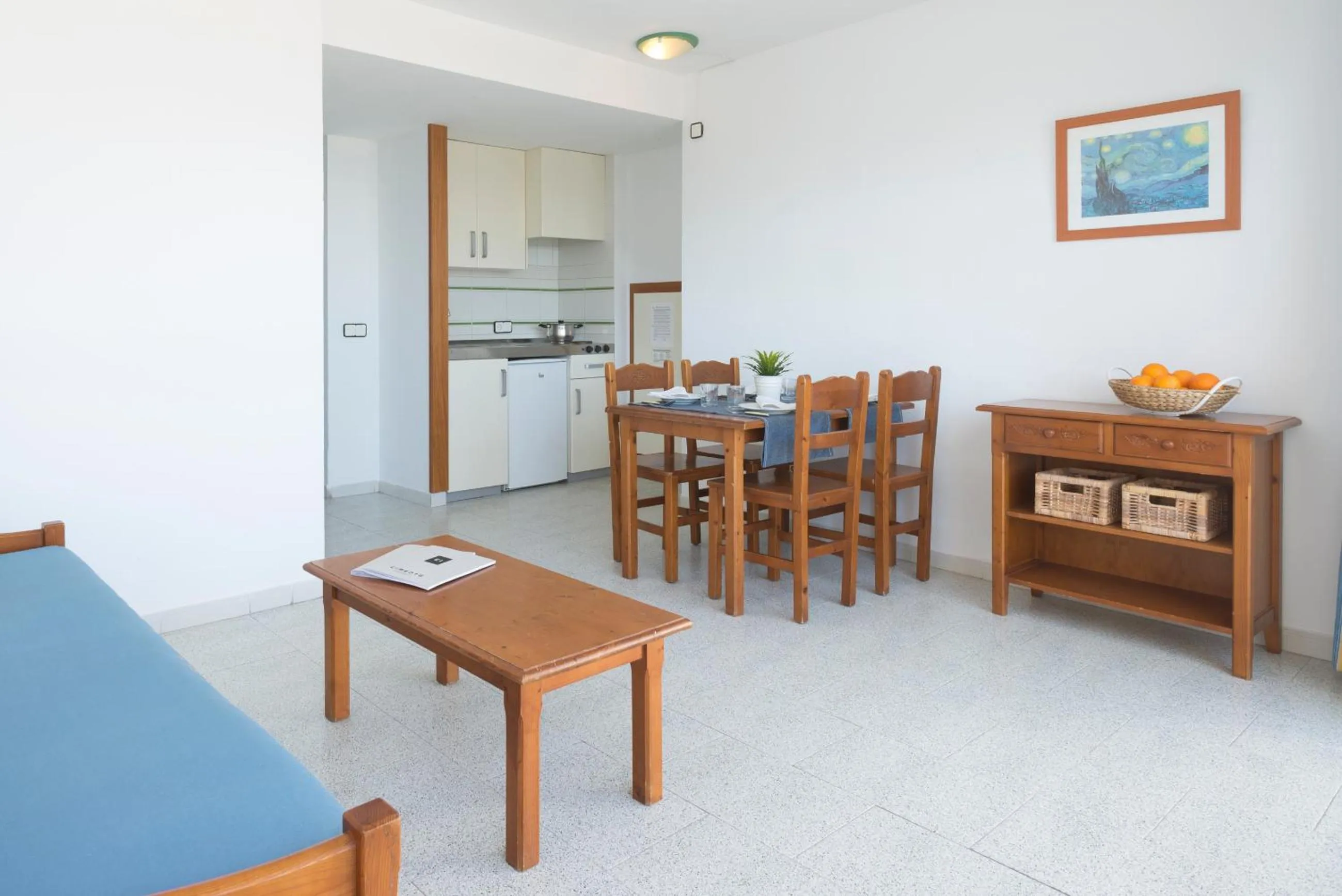 Kitchen or kitchenette in Magaluf Strip Apartment