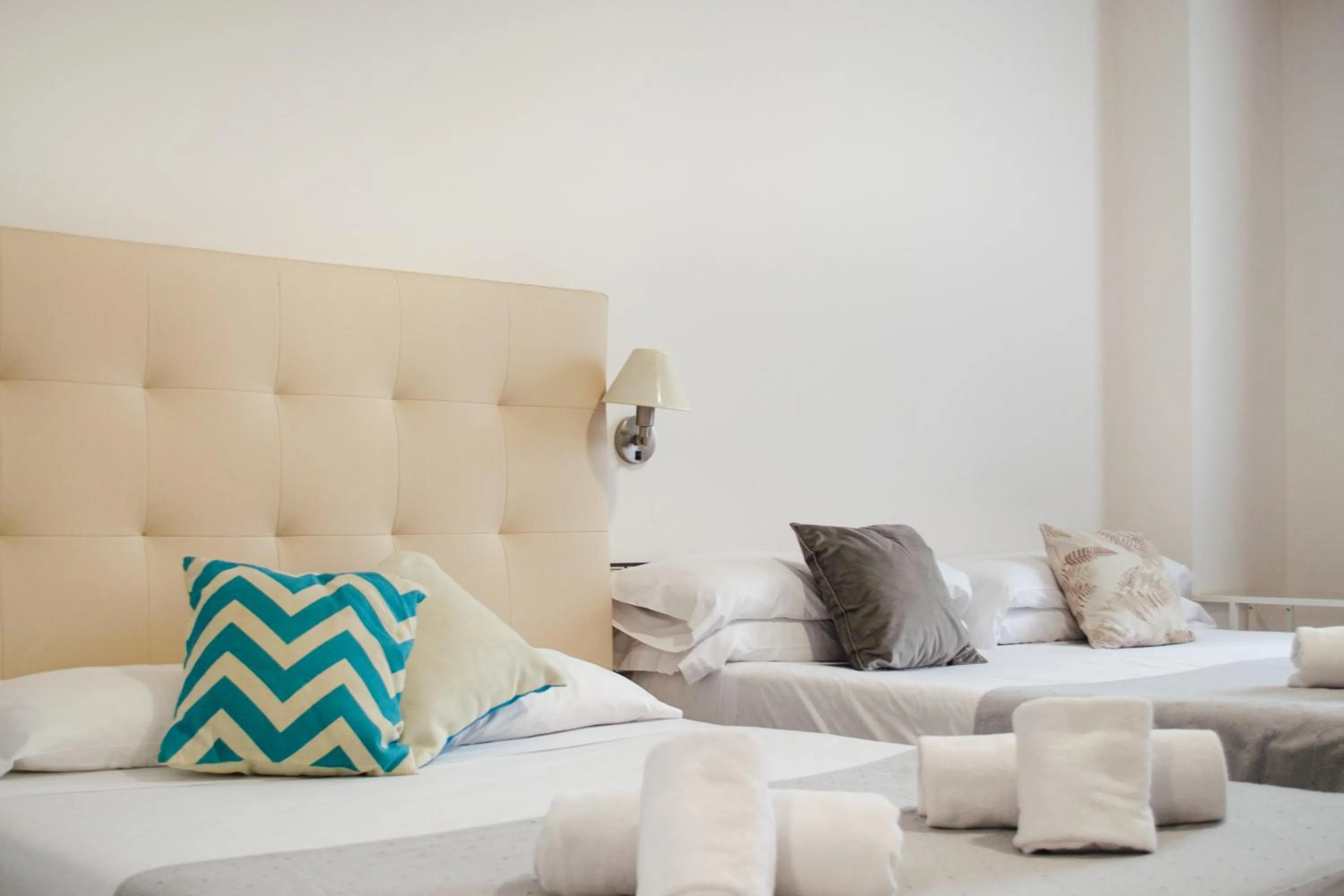 Bed in Checkin Valencia Ciscar