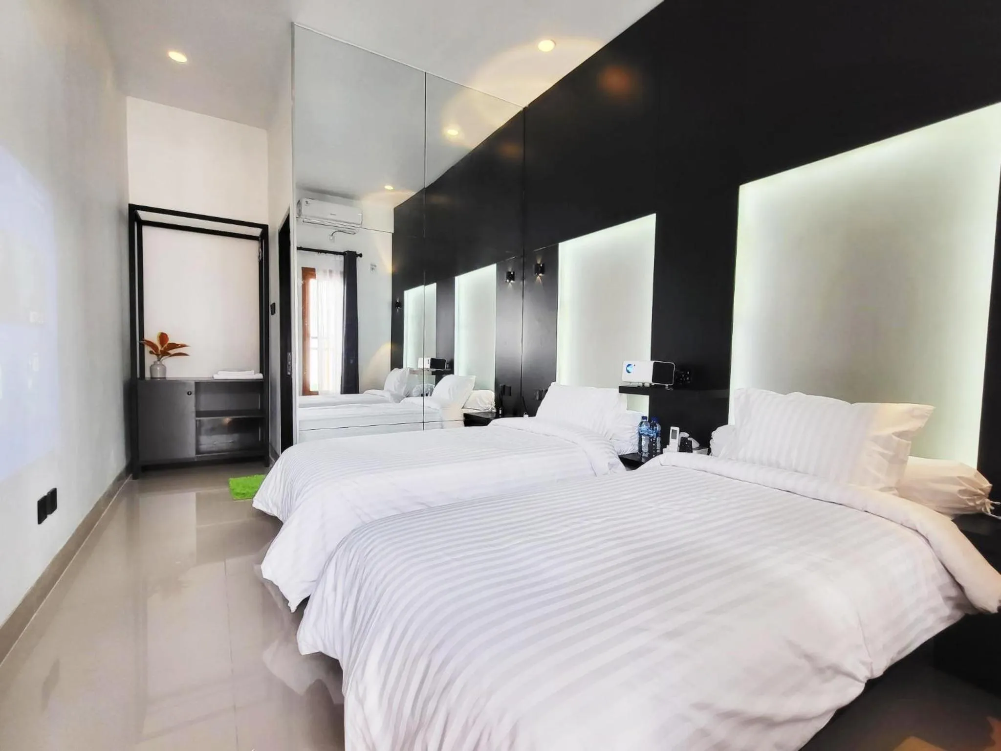 Bed in Cabin15 - Syariah